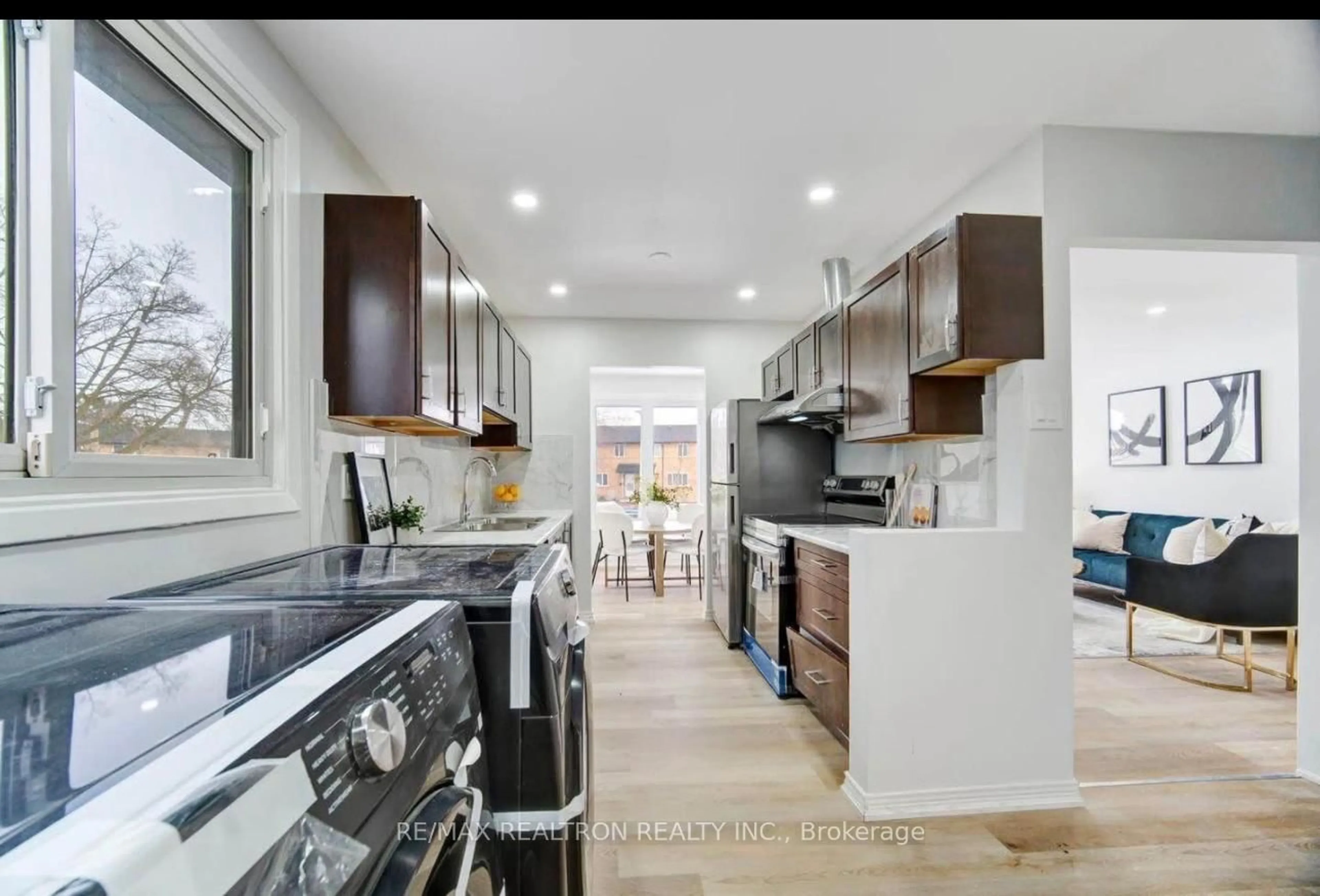 Open concept kitchen, ceramic/tile floor for 29 Court Lane, London East Ontario N5W 5M6