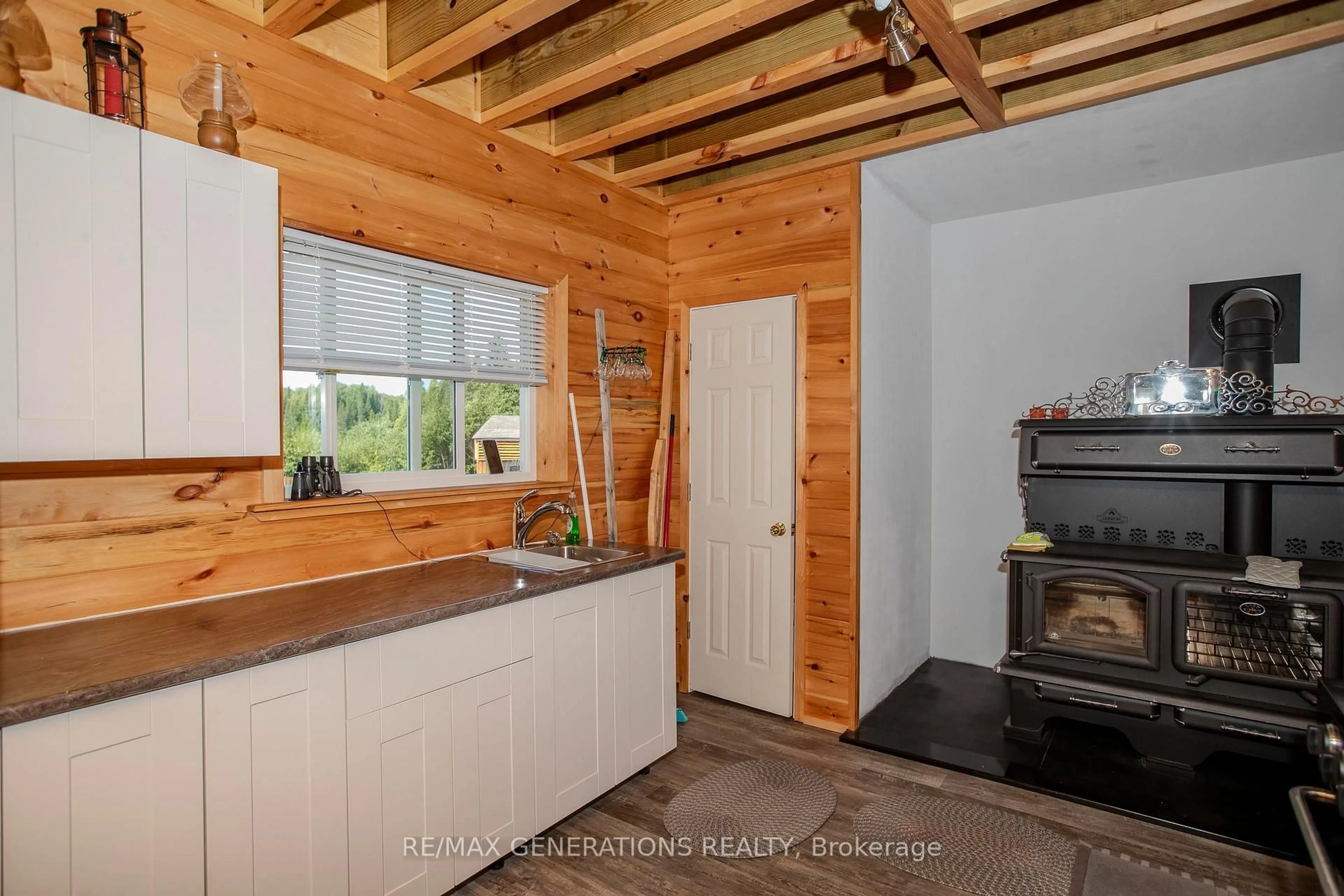 Unknown for LOT 24 PATENT Rd, Thunder Bay Remote Area Ontario P0T 2T0
