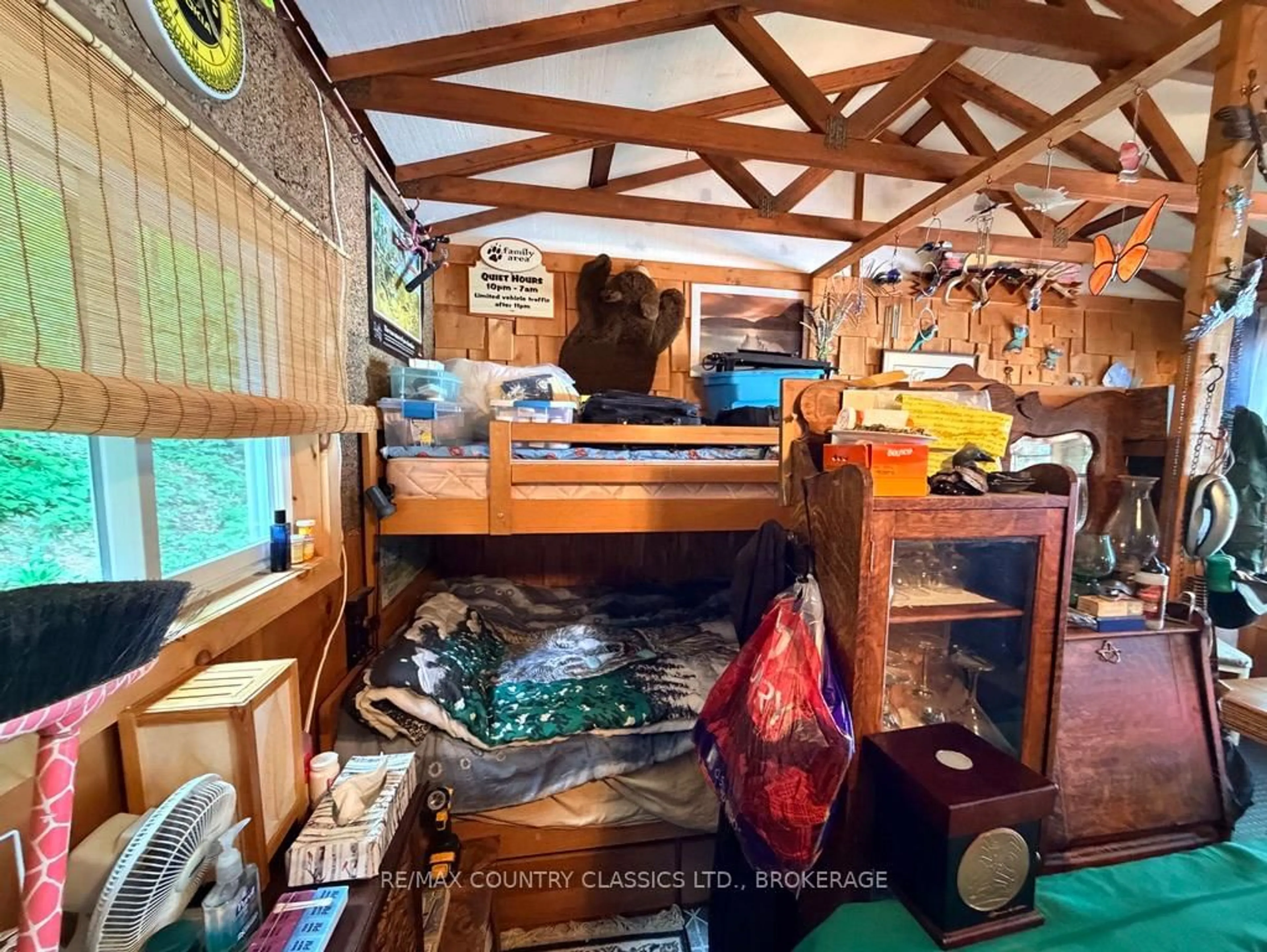 A pic of a room for 3430 Shabomeka Lake, Cloyne Ontario K0H 1K0
