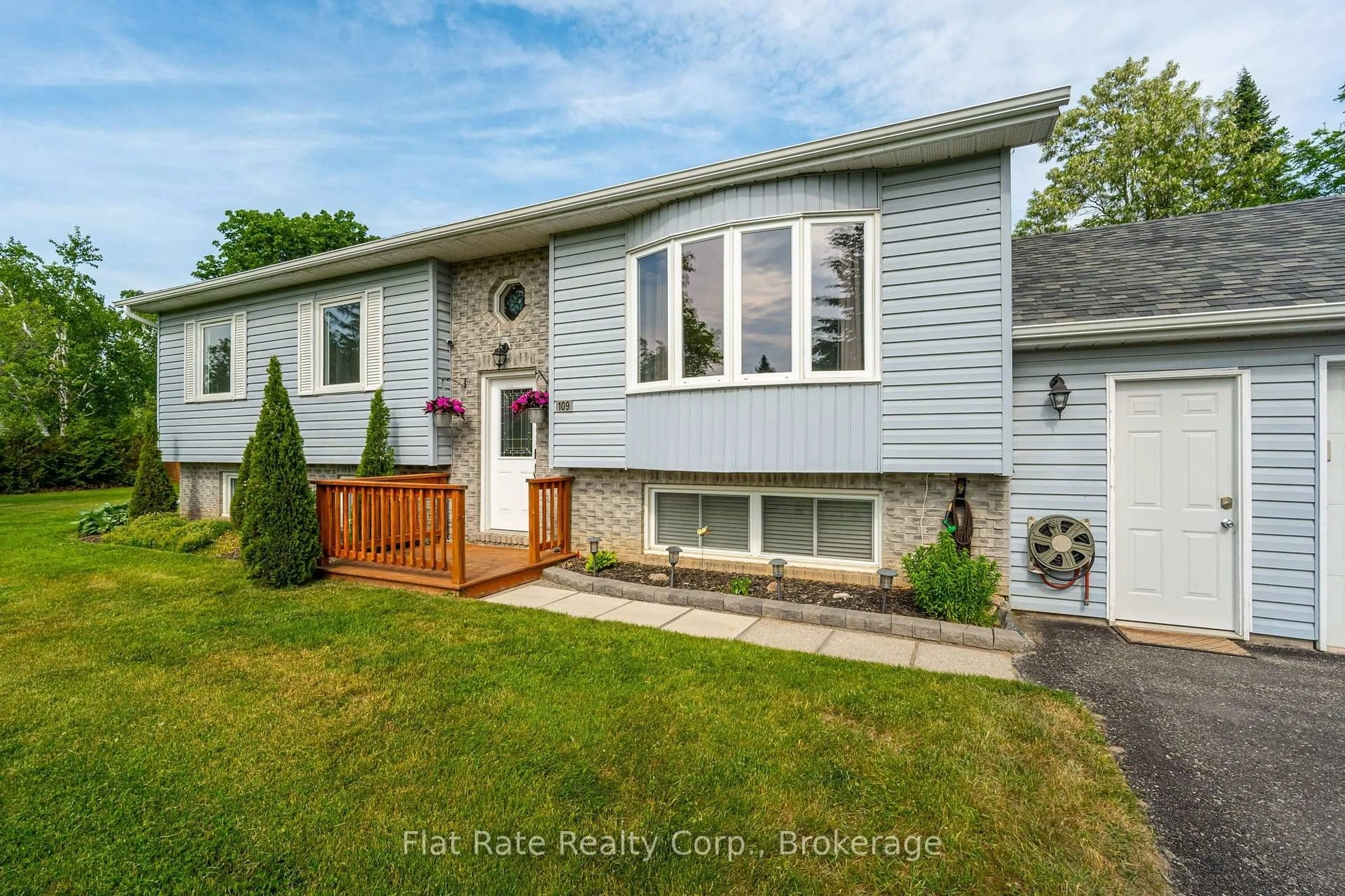 Home with vinyl exterior material, street for 109 PINECREST Ave, Otonabee-South Monaghan Ontario K0L 2G0