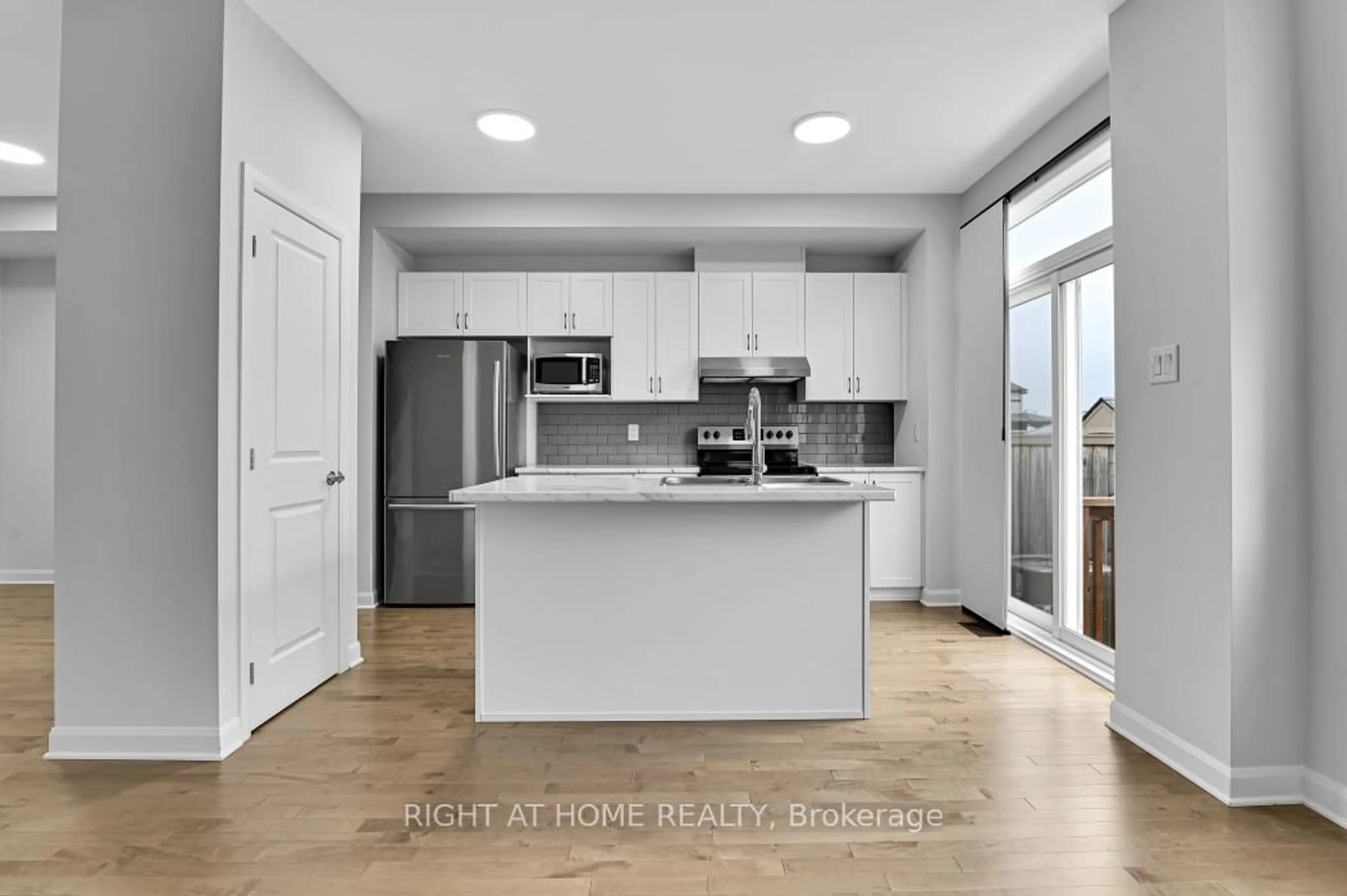 Open concept kitchen, unknown for 306 Guppy Grve, Orleans Ontario K4A 5G8