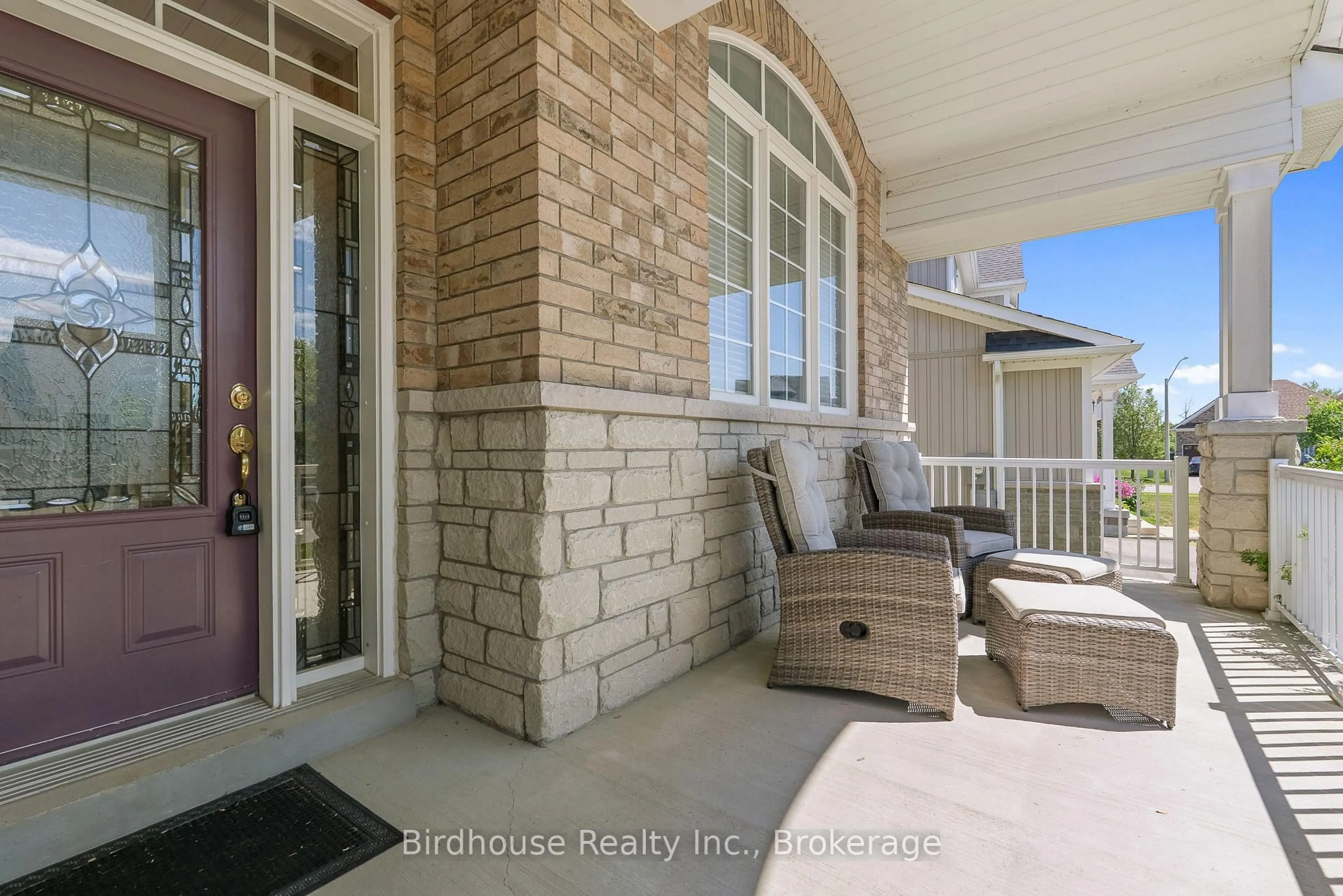 Indoor entryway for 42 Logan Lane, Kawartha Lakes Ontario K9V 0L6