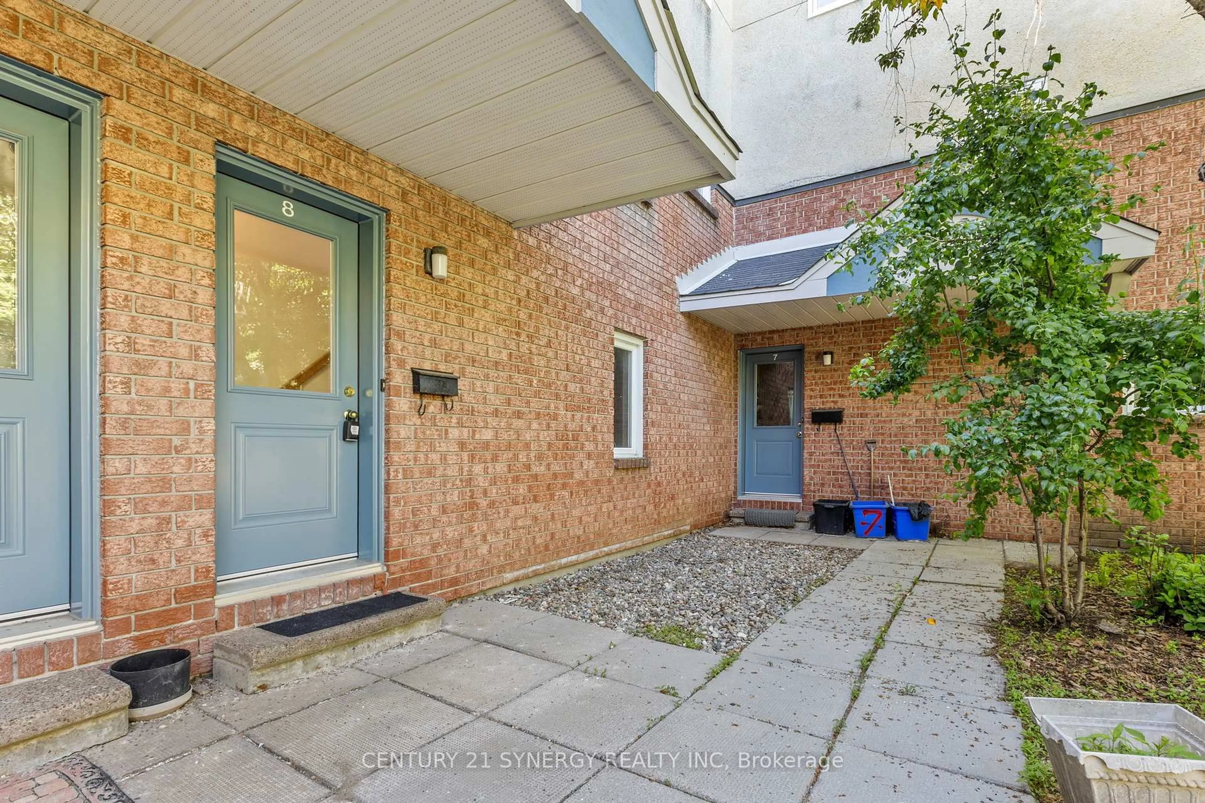 Unknown for 1204 Shillington Ave #8, Ottawa Ontario K1Z 7Z4