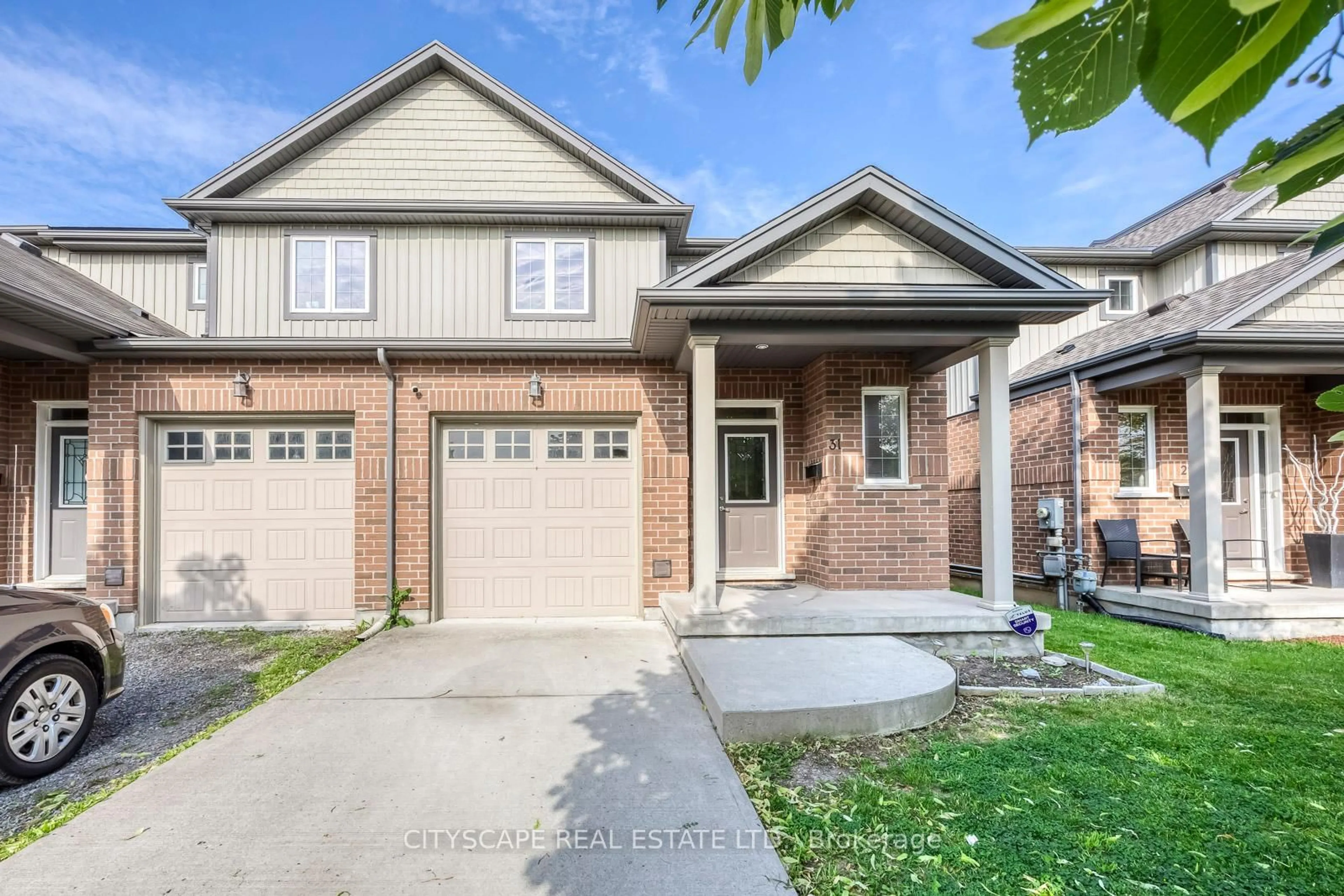 Home with brick exterior material, street for 31 Glory Hill Rd, St. Catharines Ontario L2P 0C7