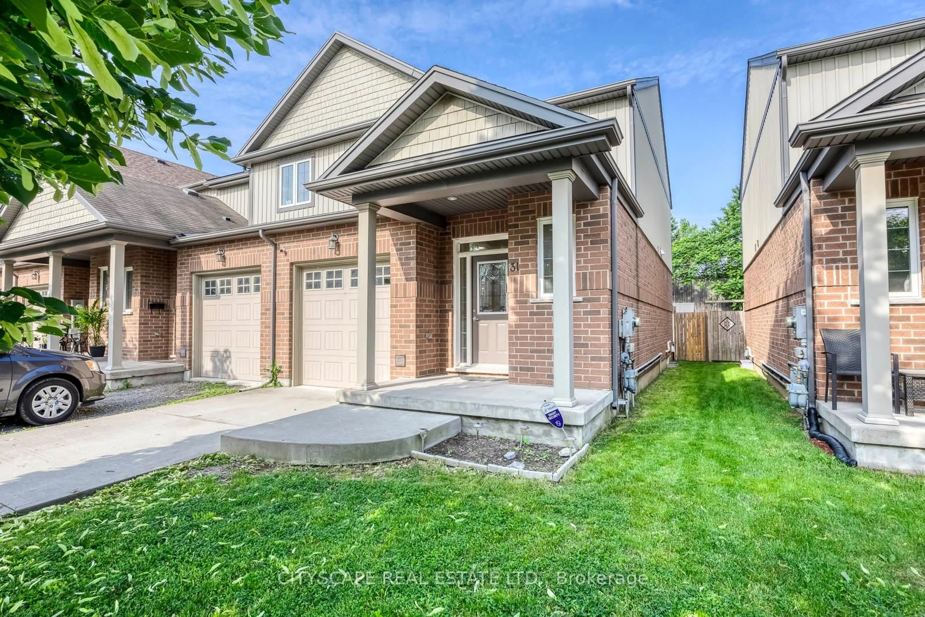 Home with brick exterior material, street for 31 Glory Hill Rd, St. Catharines Ontario L2P 0C7