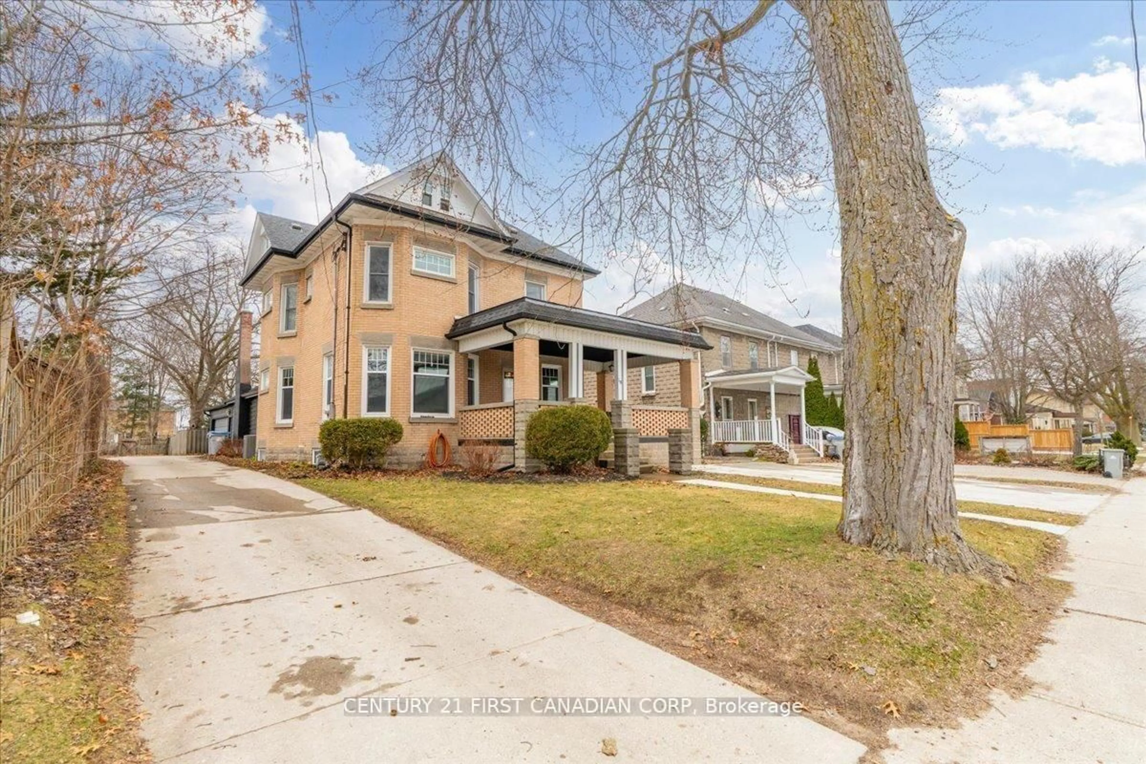 Home with brick exterior material, street for 18 Colborne St, Strathroy-Caradoc Ontario N7G 2L9