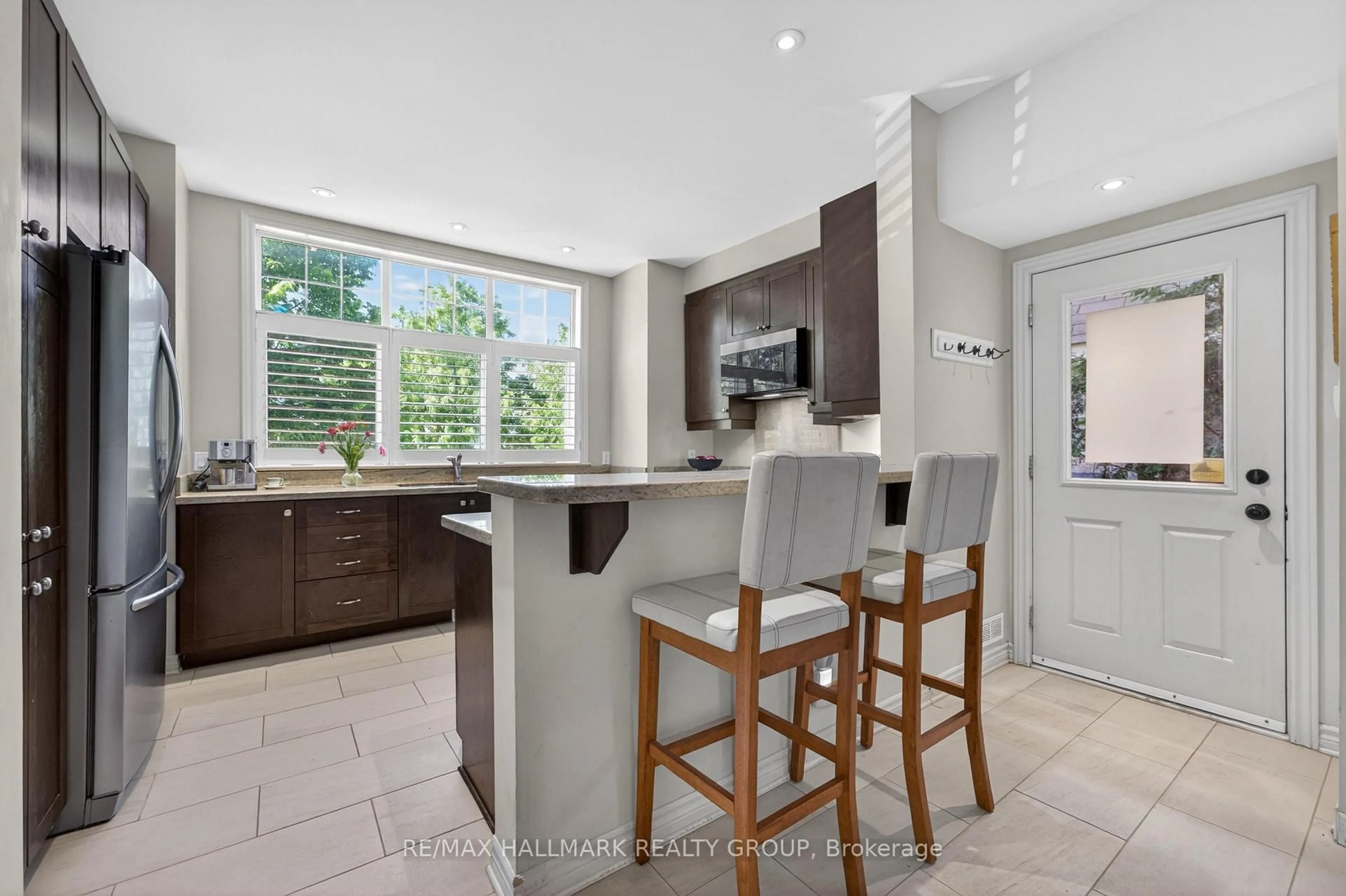 Contemporary kitchen, ceramic/tile floor for 320 Iona St, Ottawa Ontario K1Z 7B9