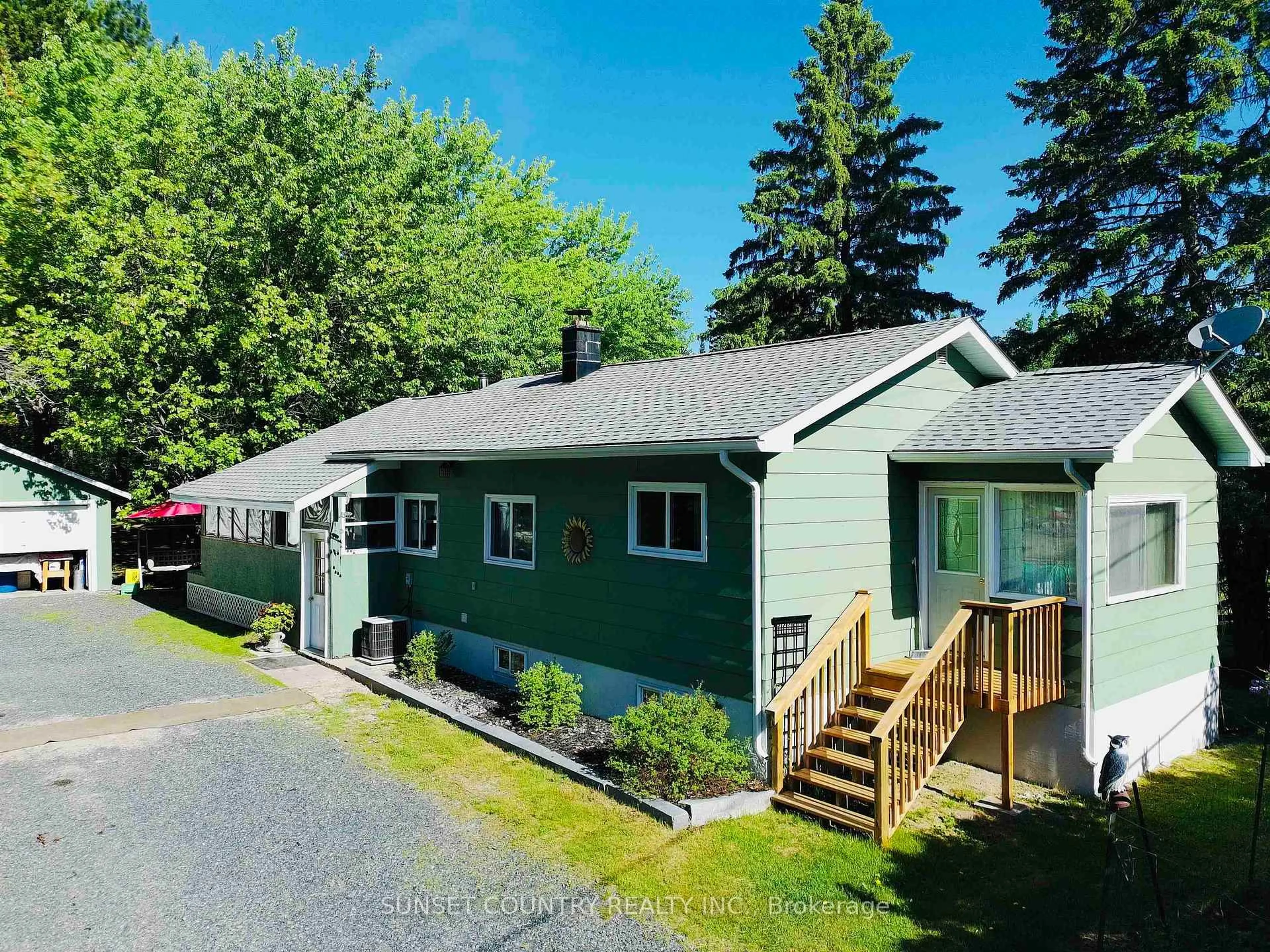 A pic from outside/outdoor area/front of a property/back of a property/a pic from drone, street for 834 594, Kenora Remote Area Ontario P0V 1S0