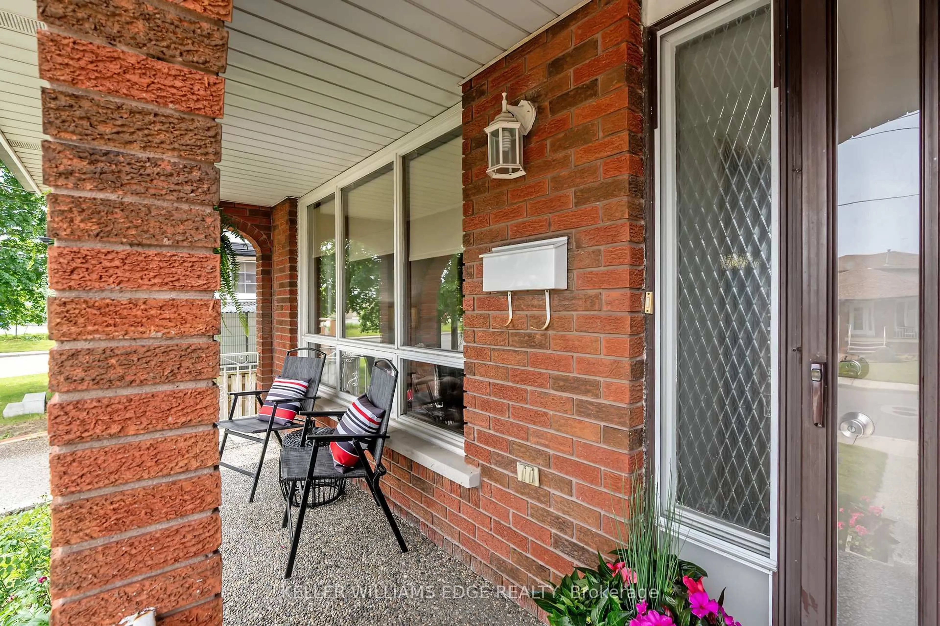 Unknown for 7 Oakland Dr, Hamilton Ontario L8E 3R4