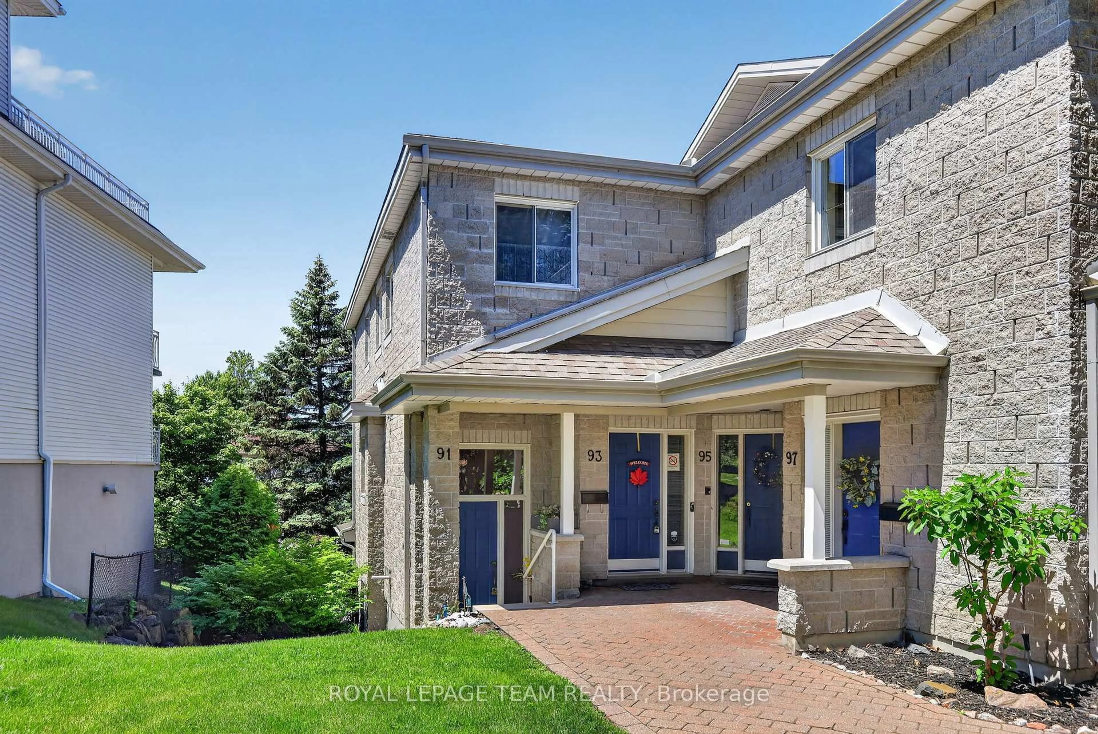 Home with brick exterior material, street for 91 Robson Crt, Ottawa Ontario K2K 2W1