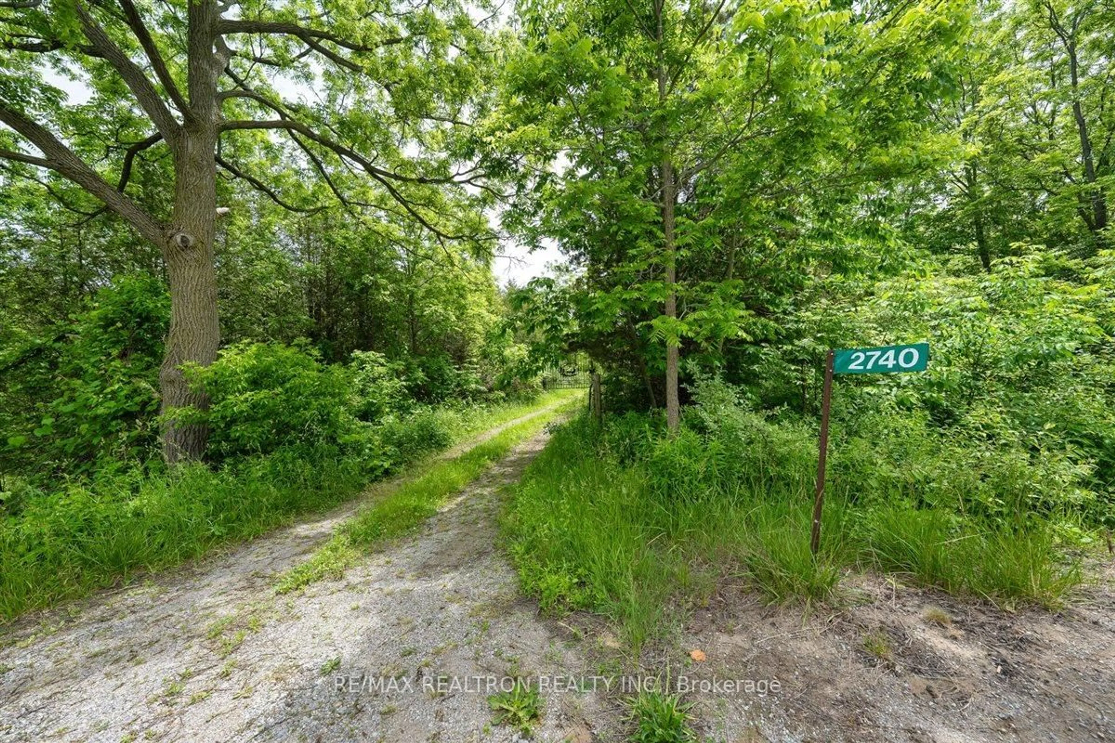 Unknown for 2740 Front Rd, Norfolk Ontario N0E 1W0