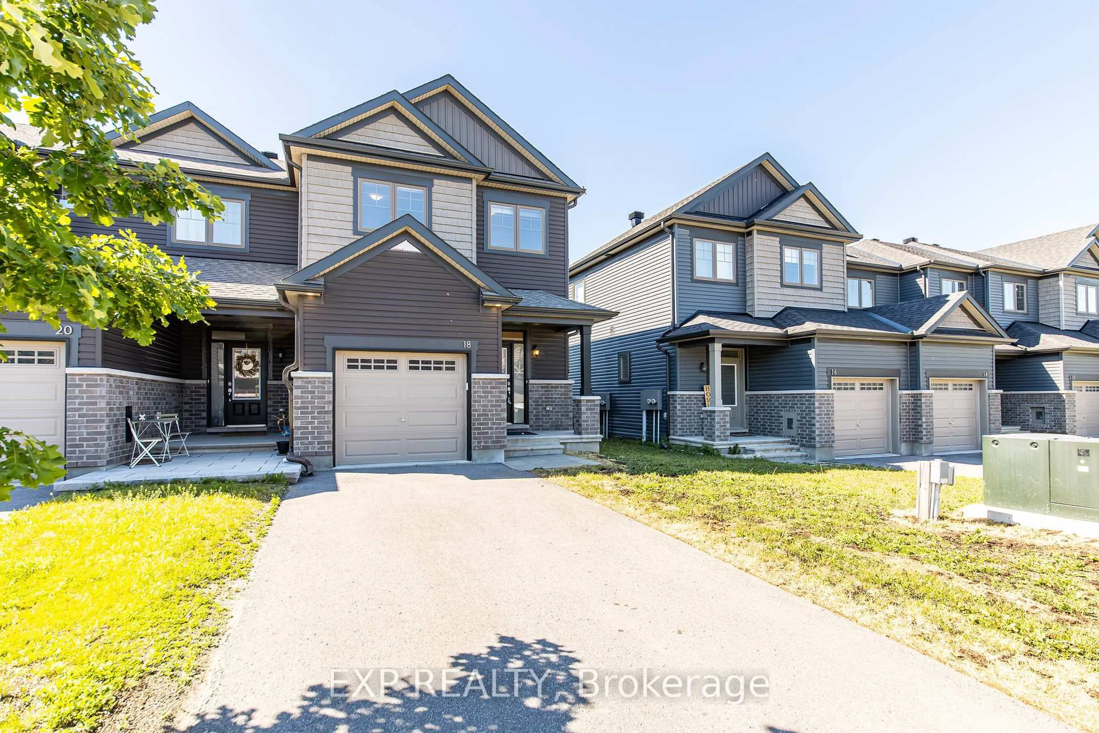 Unknown for 18 Rookie Cres, Ottawa Ontario K2V 0R9