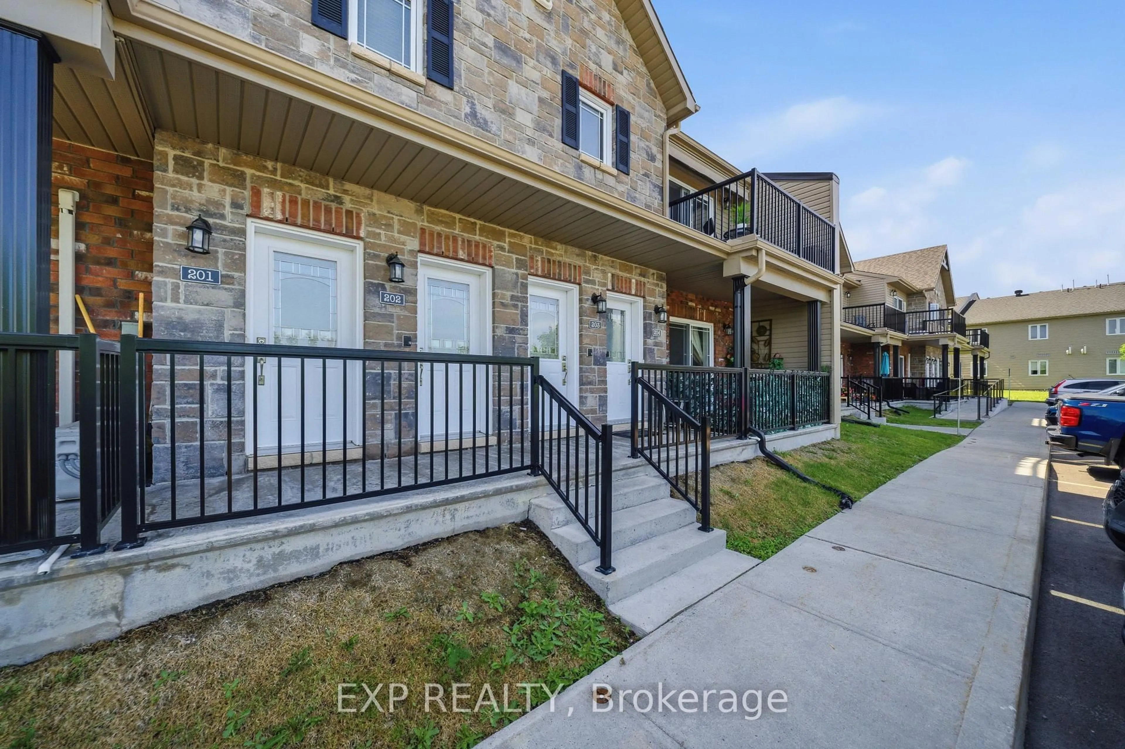 Unknown for 225 SPENCE Ave #203, Hawkesbury Ontario K6A 0B5