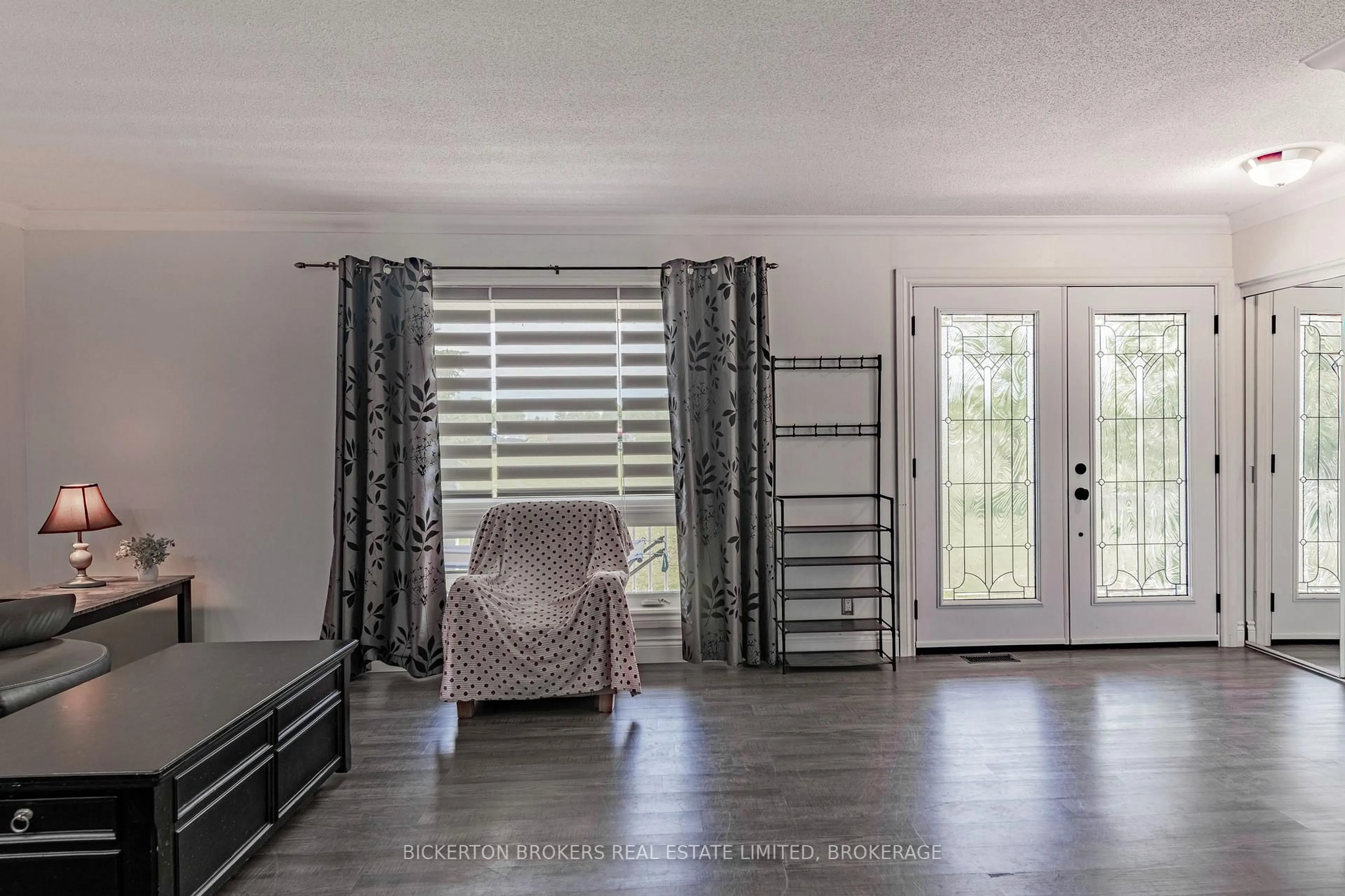 Indoor entryway for 712 Haig Rd, Front of Leeds & Seeleys Bay Ontario K0E 1L0