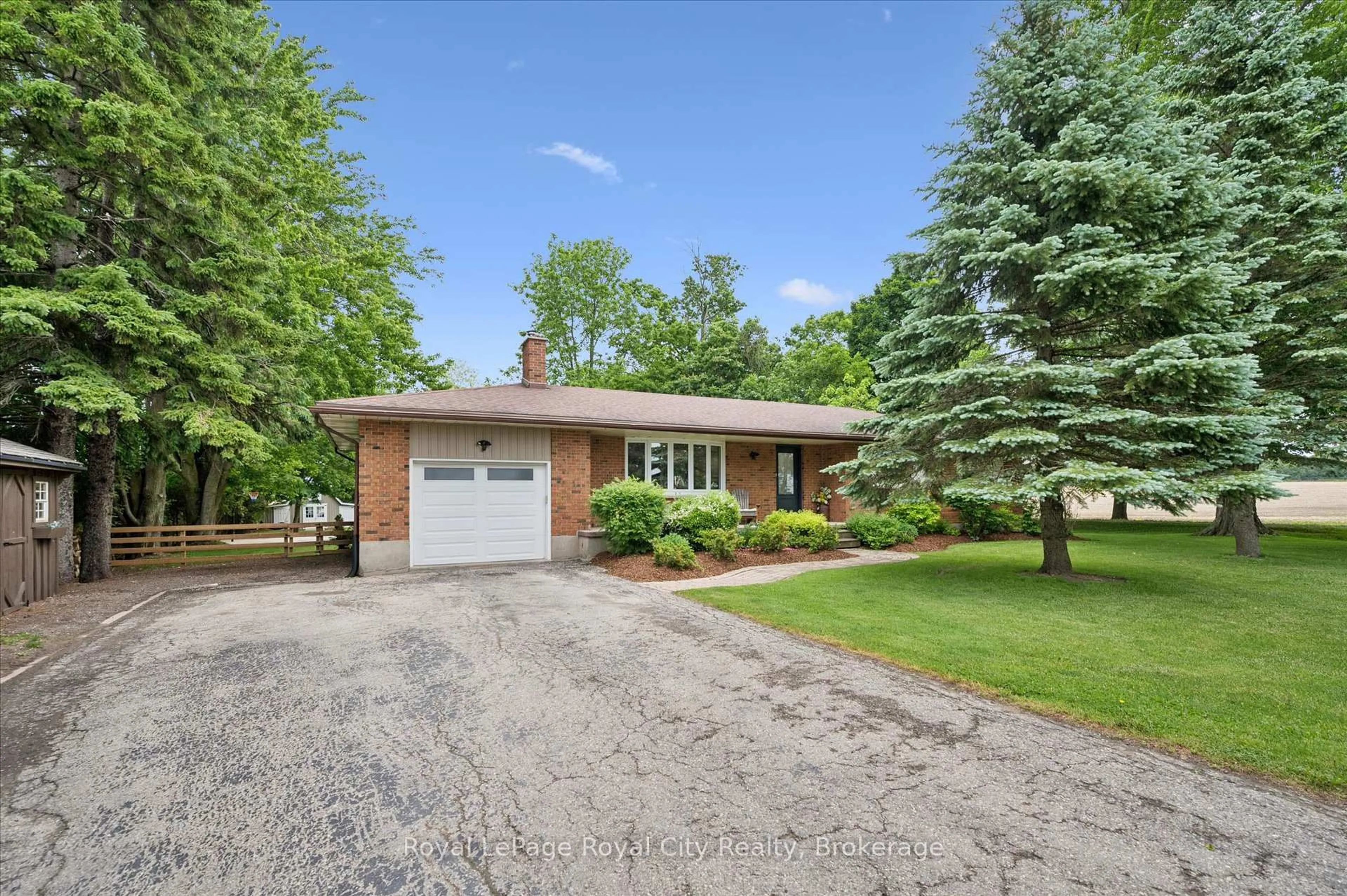 Home with brick exterior material, street for 990 Scotland St, Centre Wellington Ontario N1M 2W5