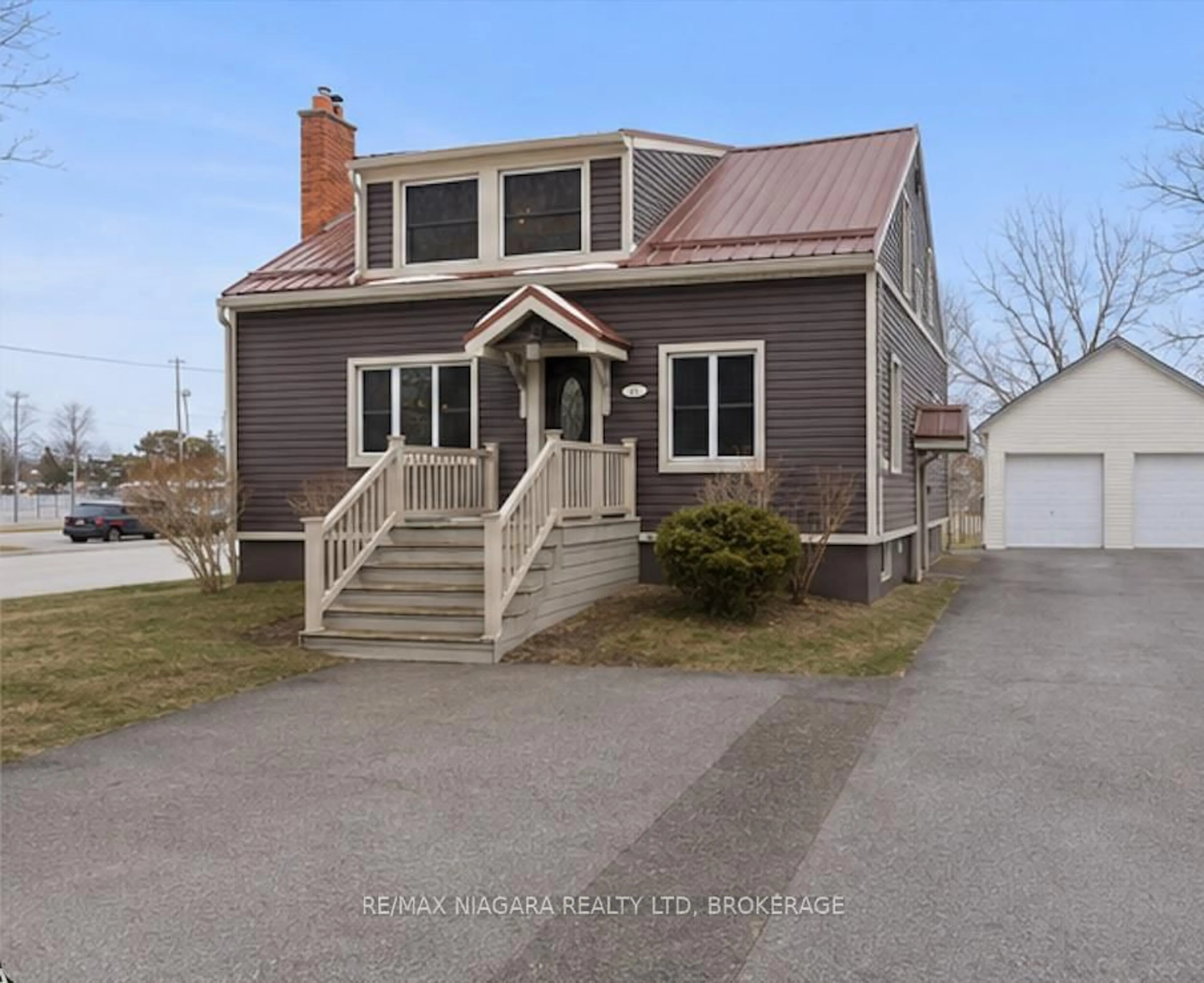 Unknown for 401 Fielden Ave, Port Colborne Ontario L3K 4T9
