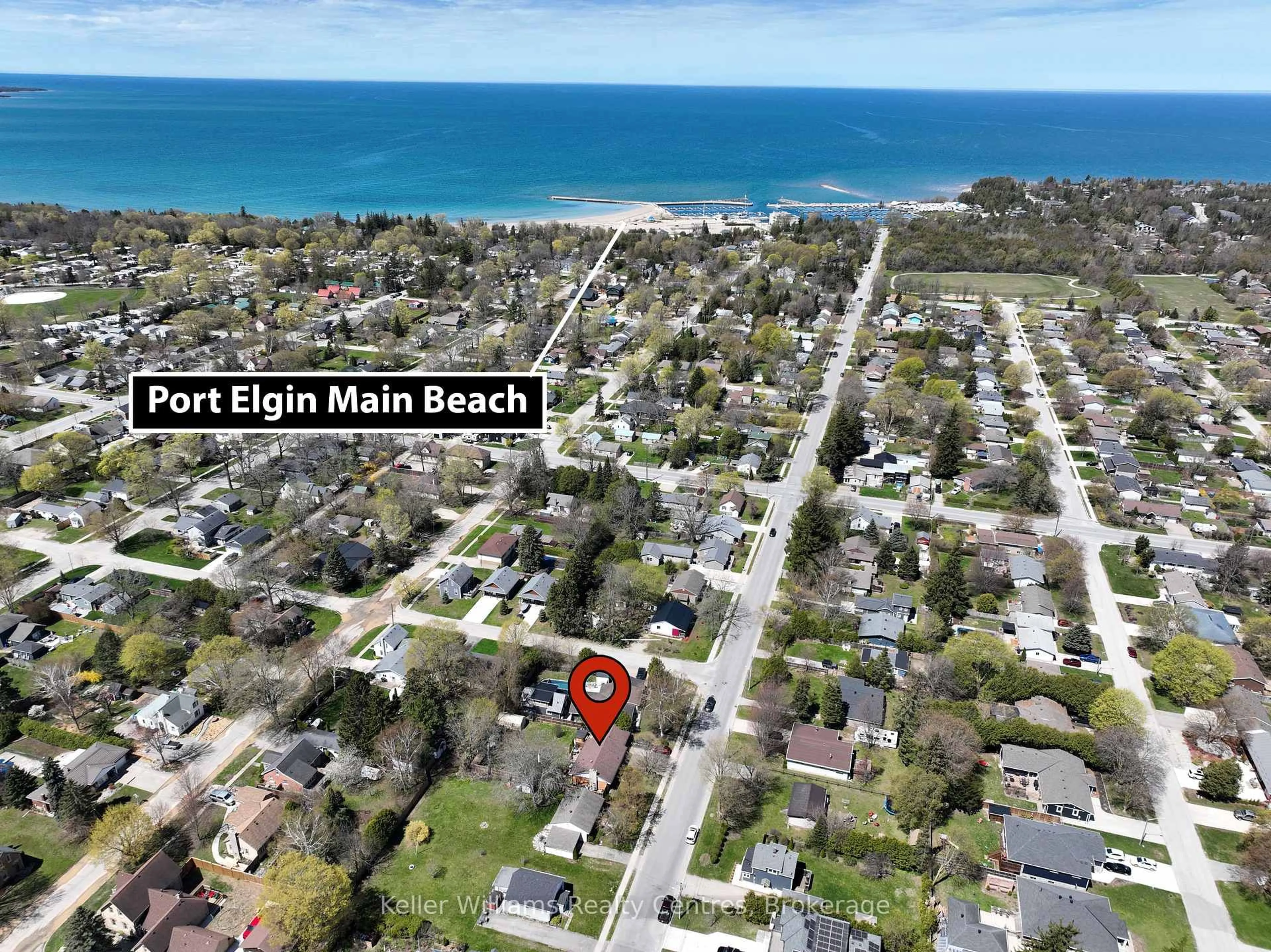 A pic from outside/outdoor area/front of a property/back of a property/a pic from drone, street for 458 Market St, Saugeen Shores Ontario N0H 2C2