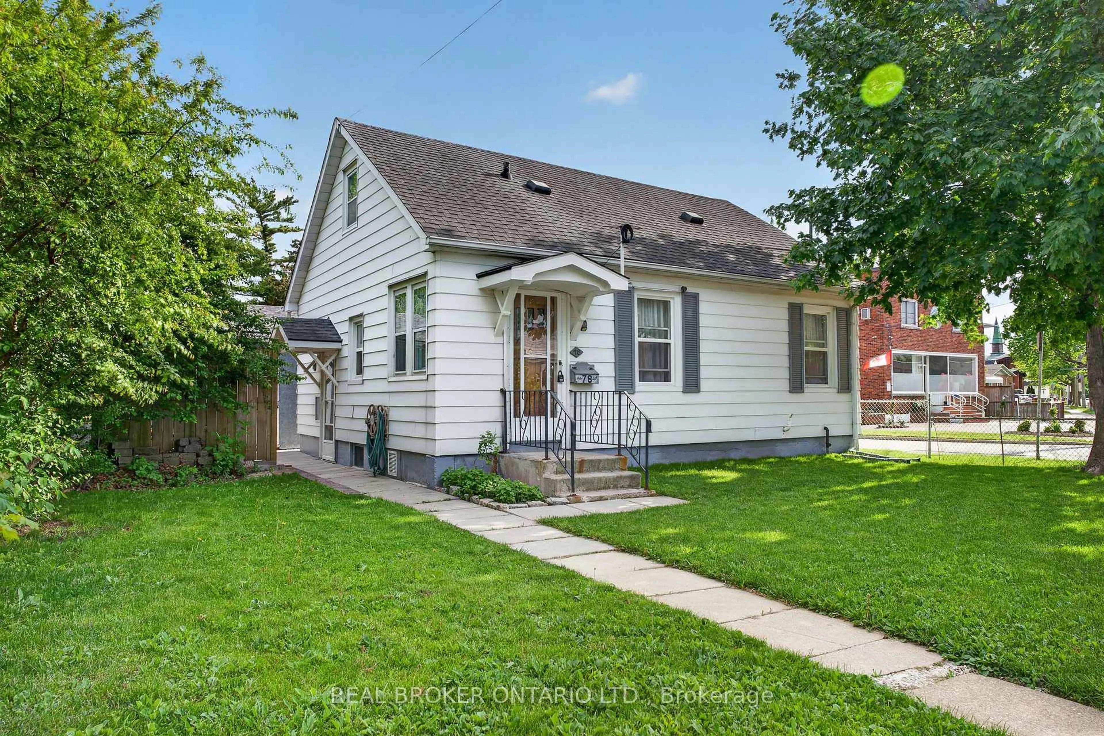Unknown for 78 Facer St, St. Catharines Ontario L2M 5J5