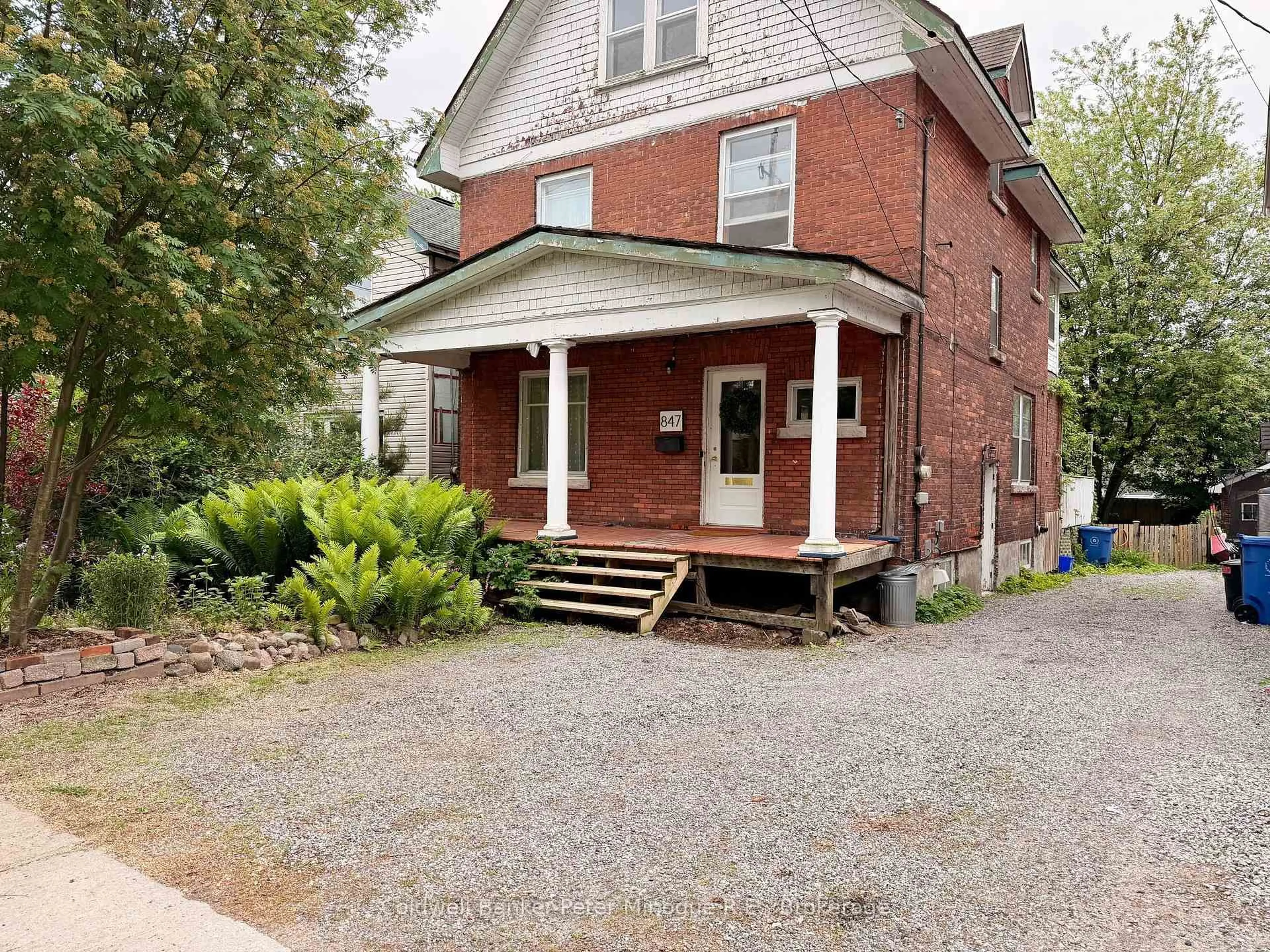 Home with brick exterior material, street for 847 Mcintyre St, North Bay Ontario P1B 3A2