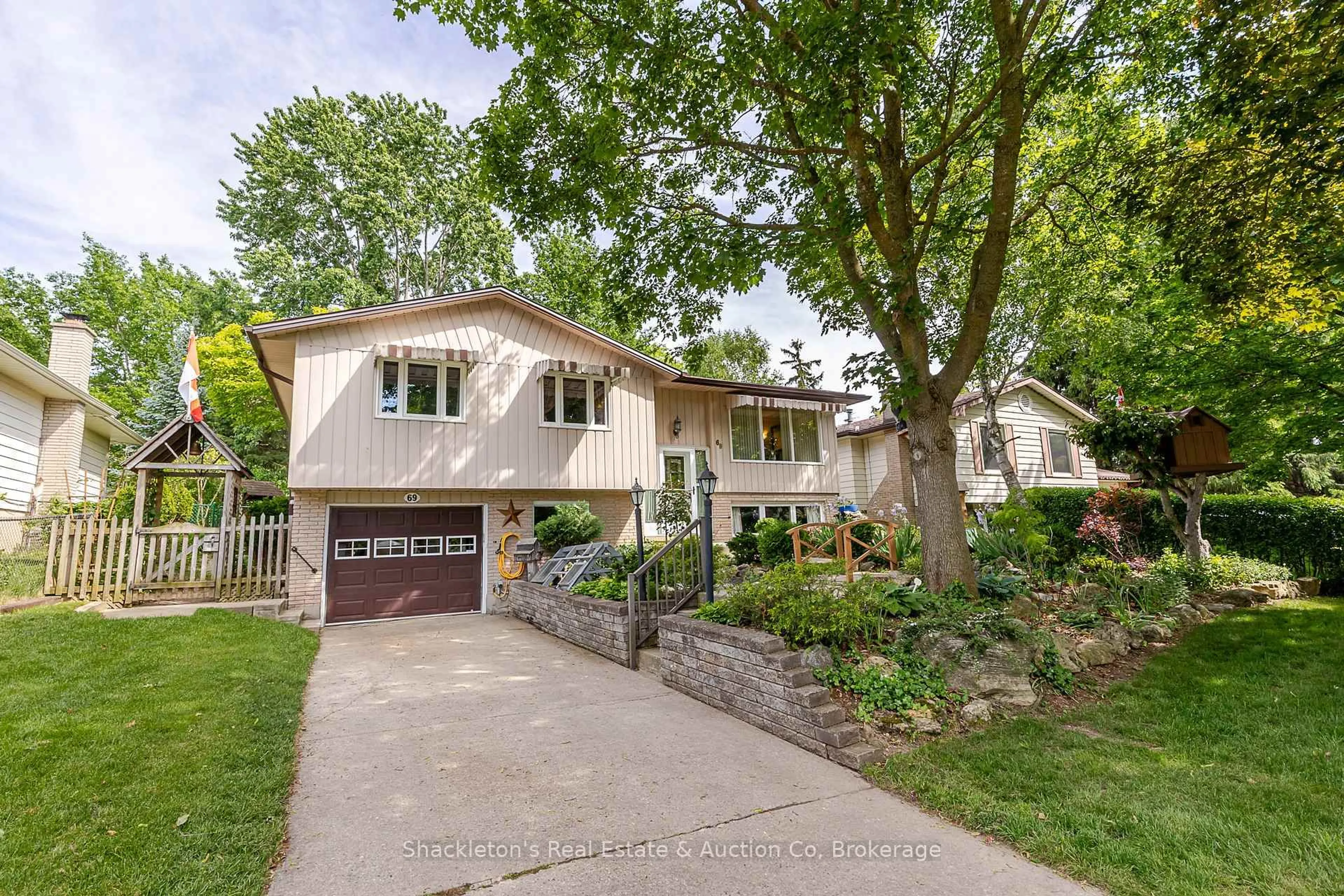 Home with vinyl exterior material, street for 69 Nethercott Dr, Stratford Ontario N5A 7G4
