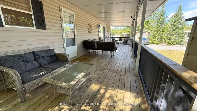 328 Rockview, Selwyn 4