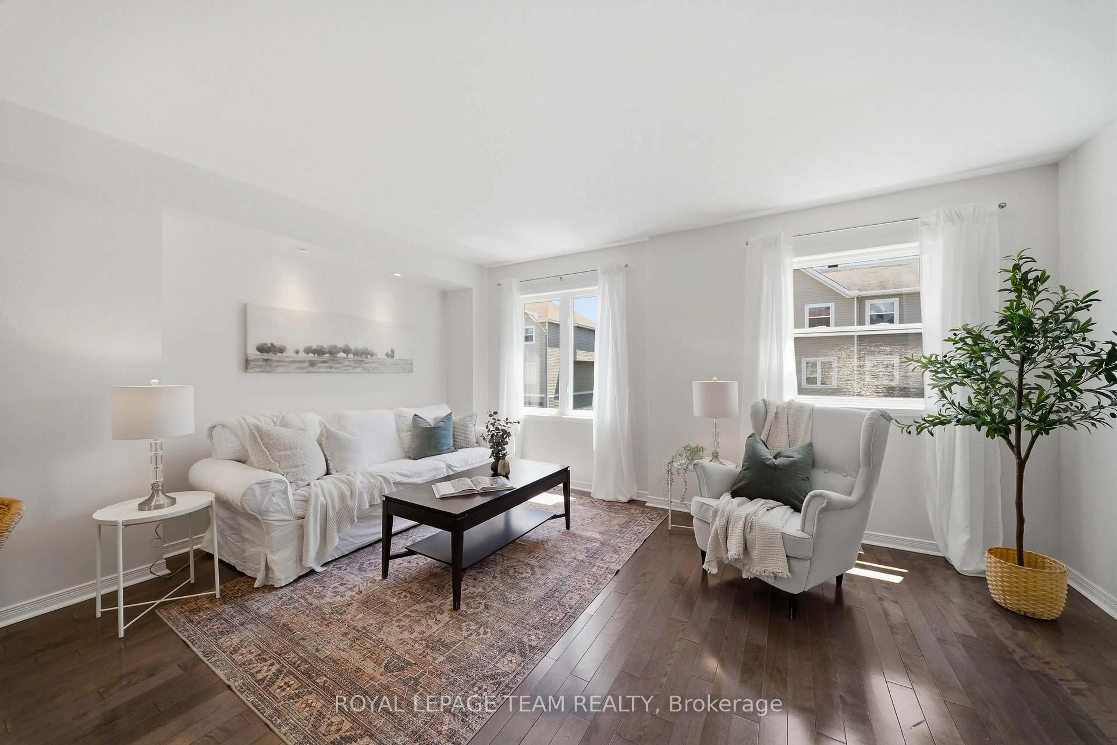 Living room with furniture, unknown for 441 Sadar Private, Ottawa Ontario K2J 0C8