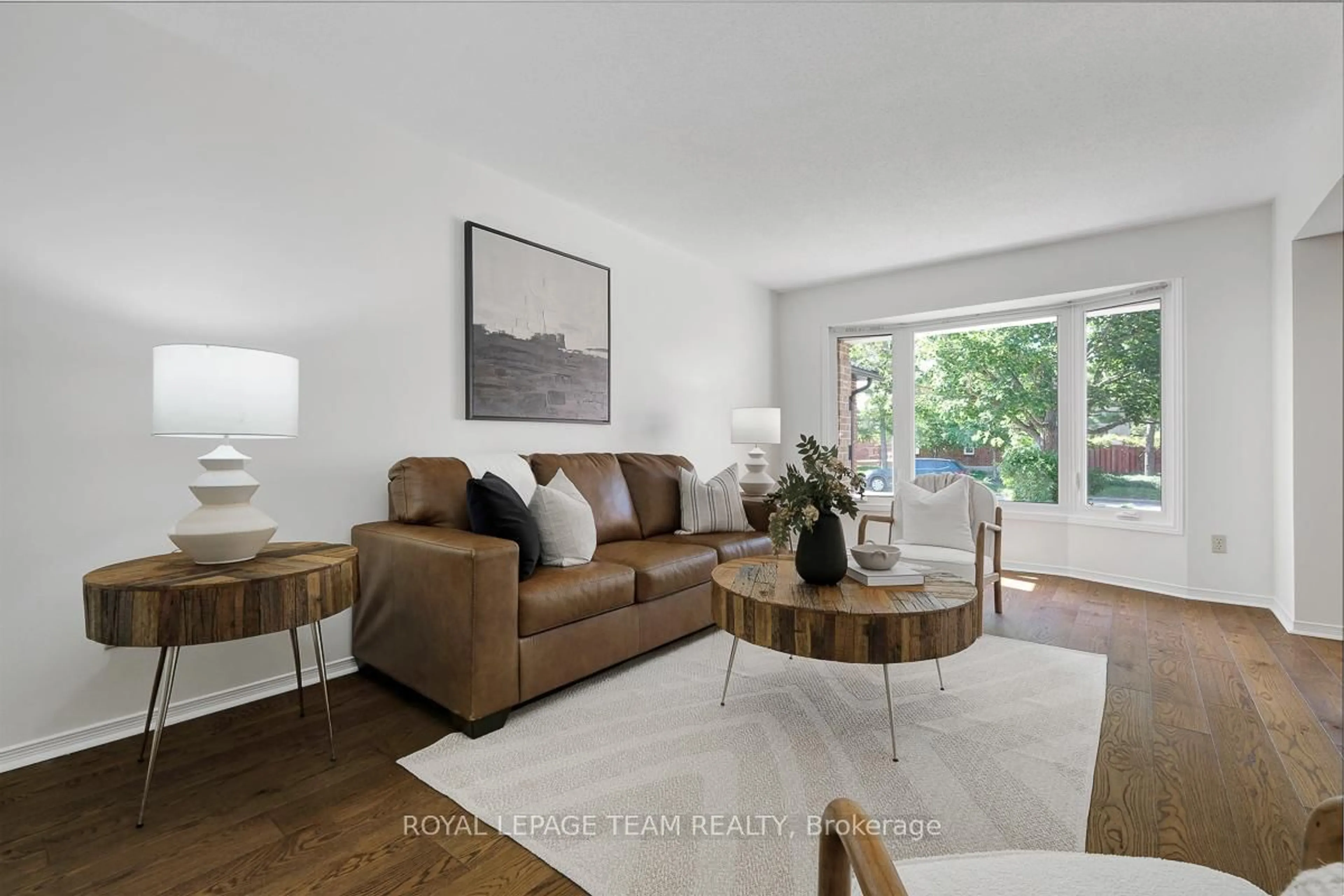 Living room with furniture, unknown for 91 Dossetter Way, Ottawa Ontario K1G 4S6