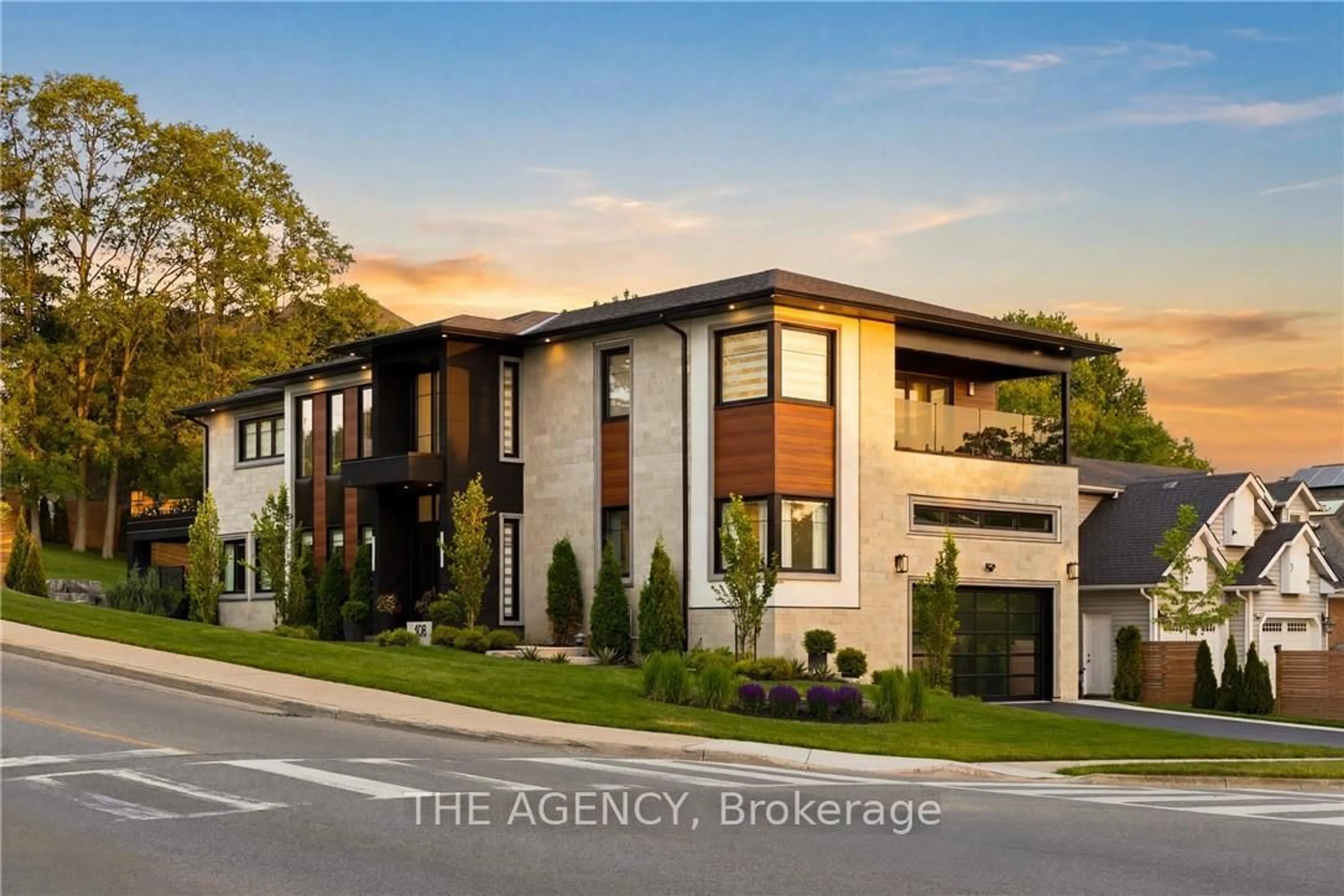 Home with brick exterior material, building for 188 Niska Rd, Guelph Ontario N1C 1B8