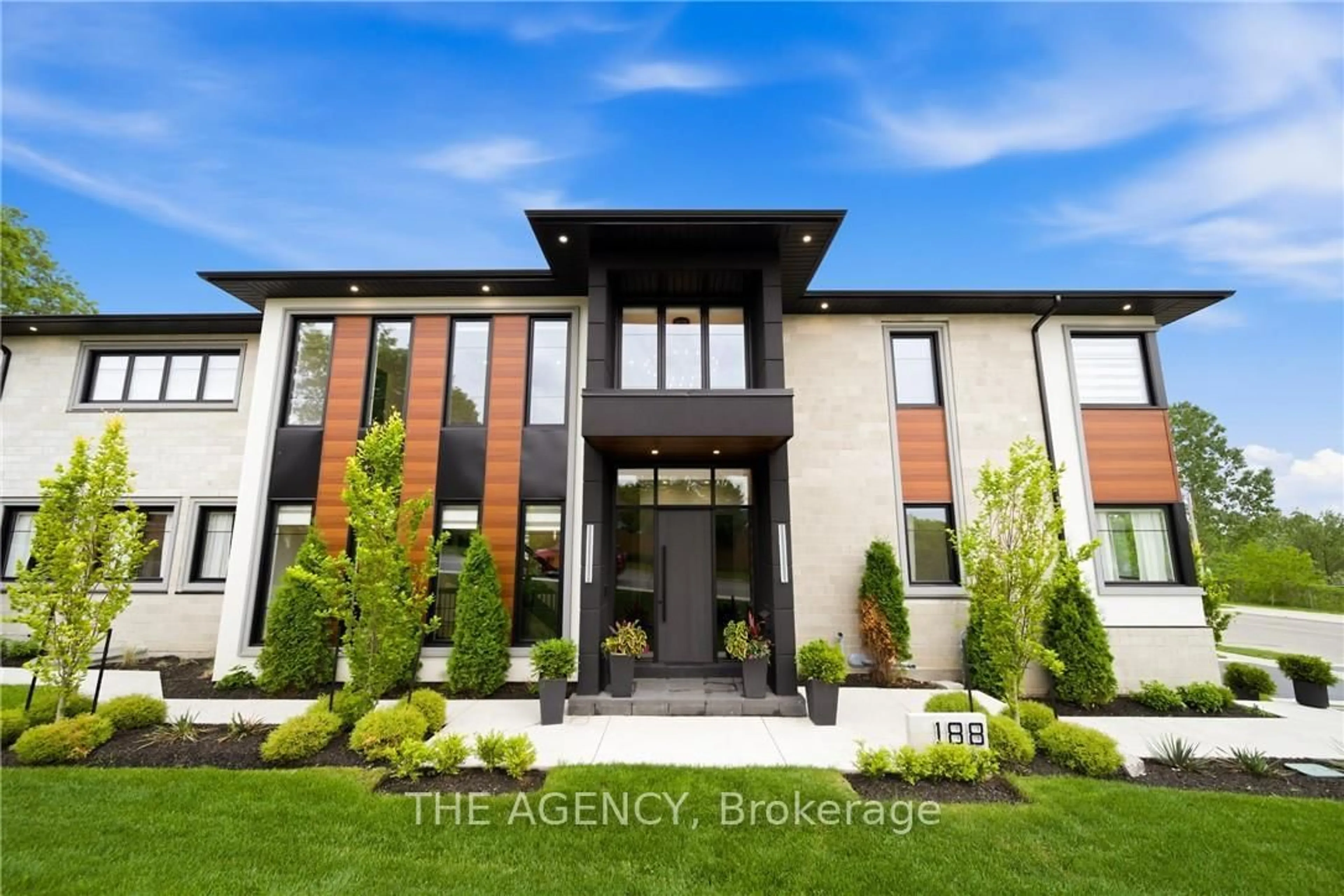 Home with brick exterior material, building for 188 Niska Rd, Guelph Ontario N1C 1B8