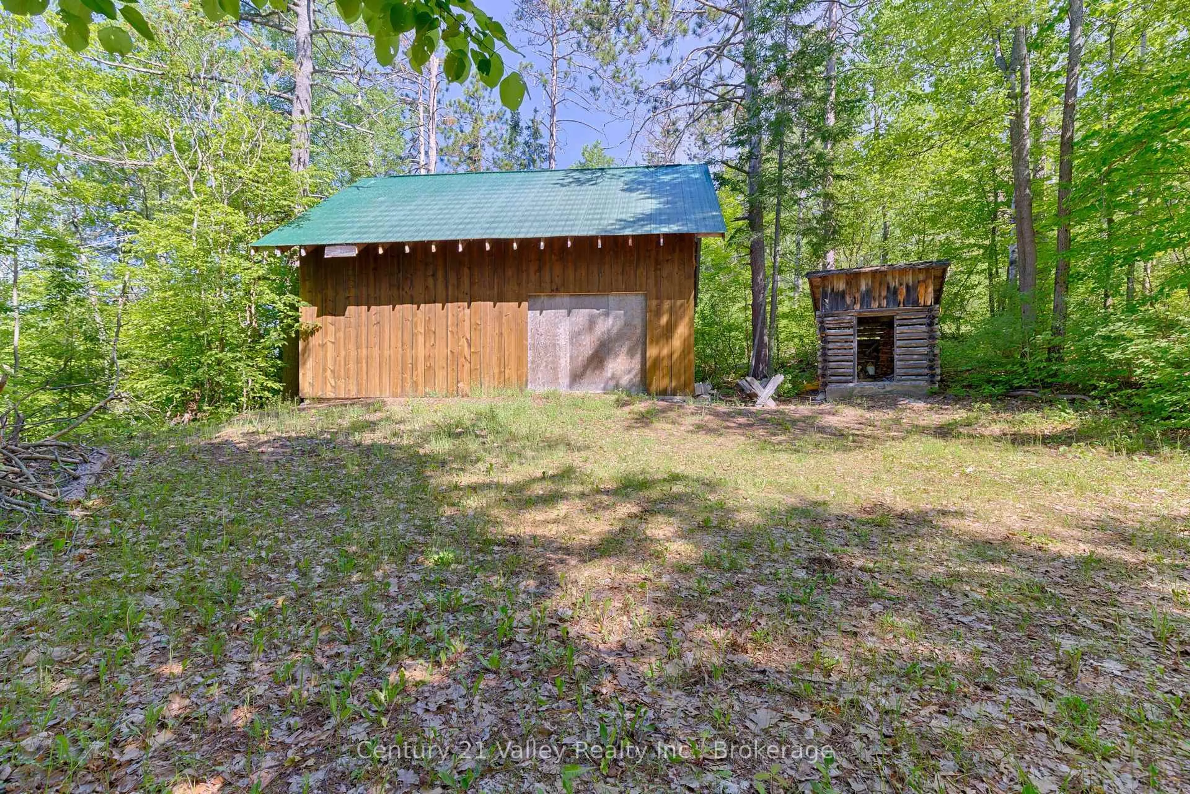 Shed for 159 Oak hill Way, Calabogie Ontario K0J 1H0
