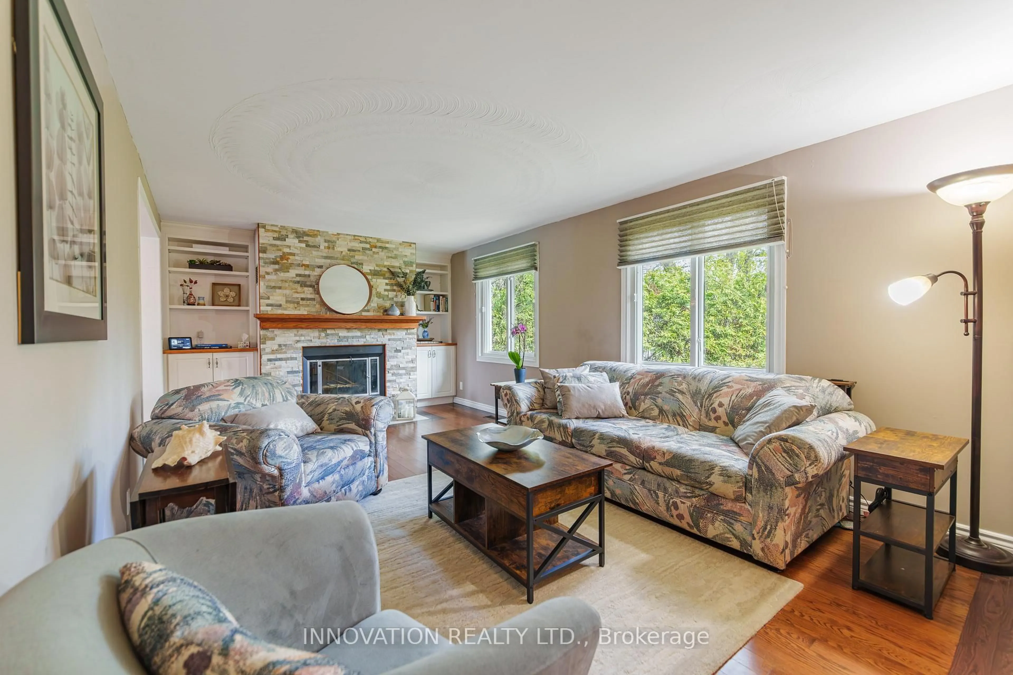 Living room with furniture, unknown for 25 King St, Richmond Ontario K0A 2Z0