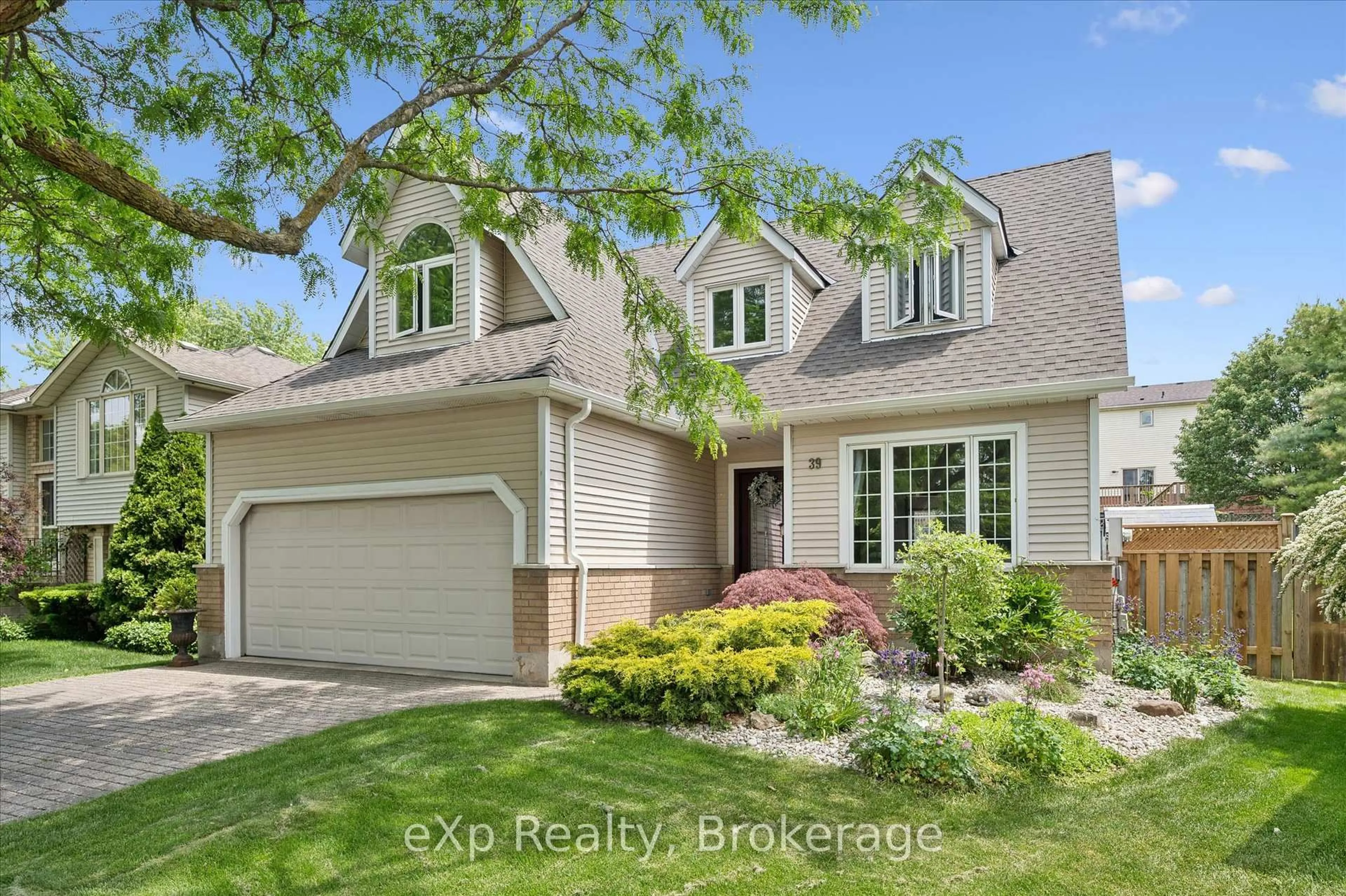 Unknown for 39 Celia Cres, Guelph Ontario N1G 4R4
