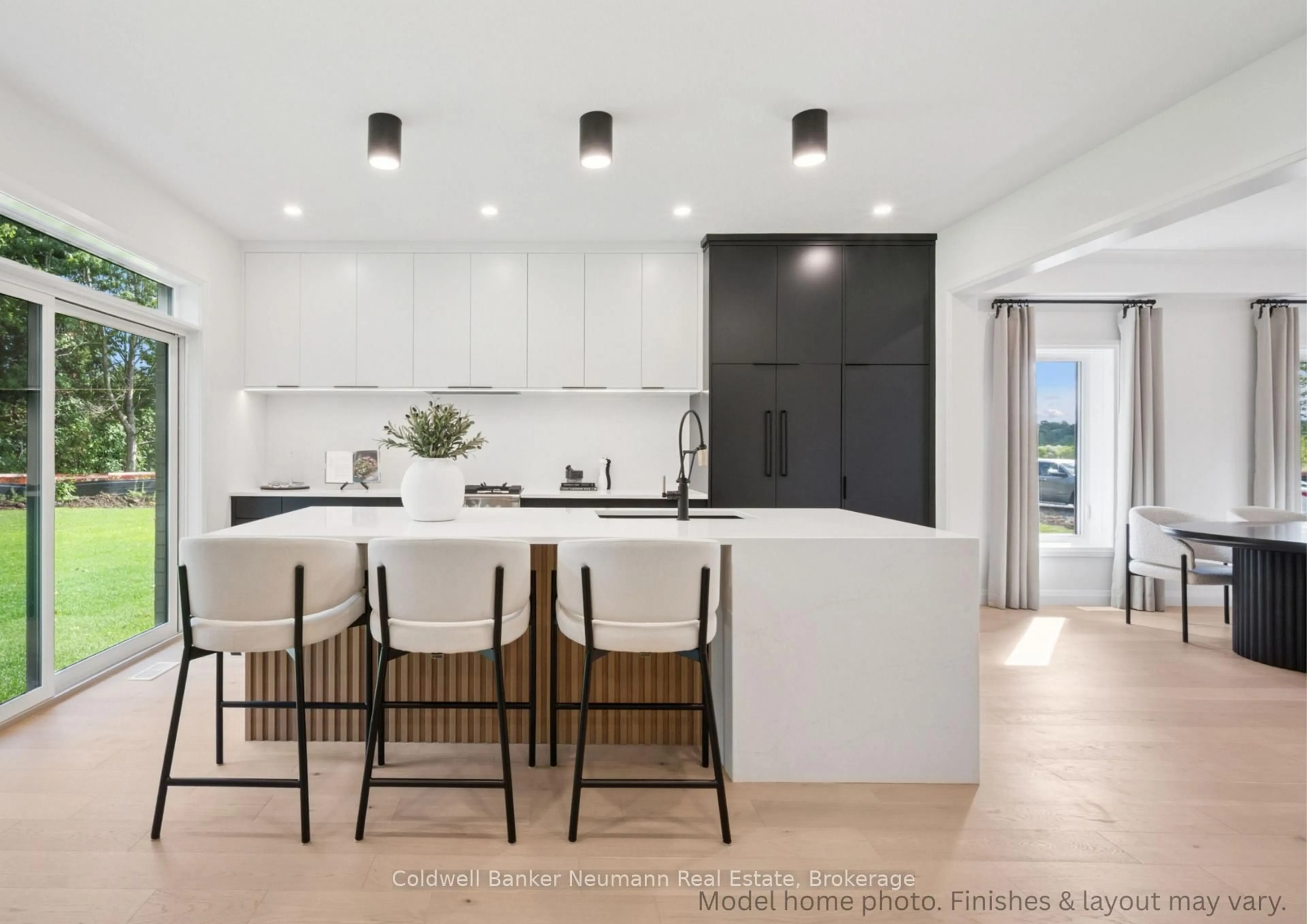 Contemporary kitchen, unknown for 32 Allegro Common, Cambridge Ontario N3C 1A5