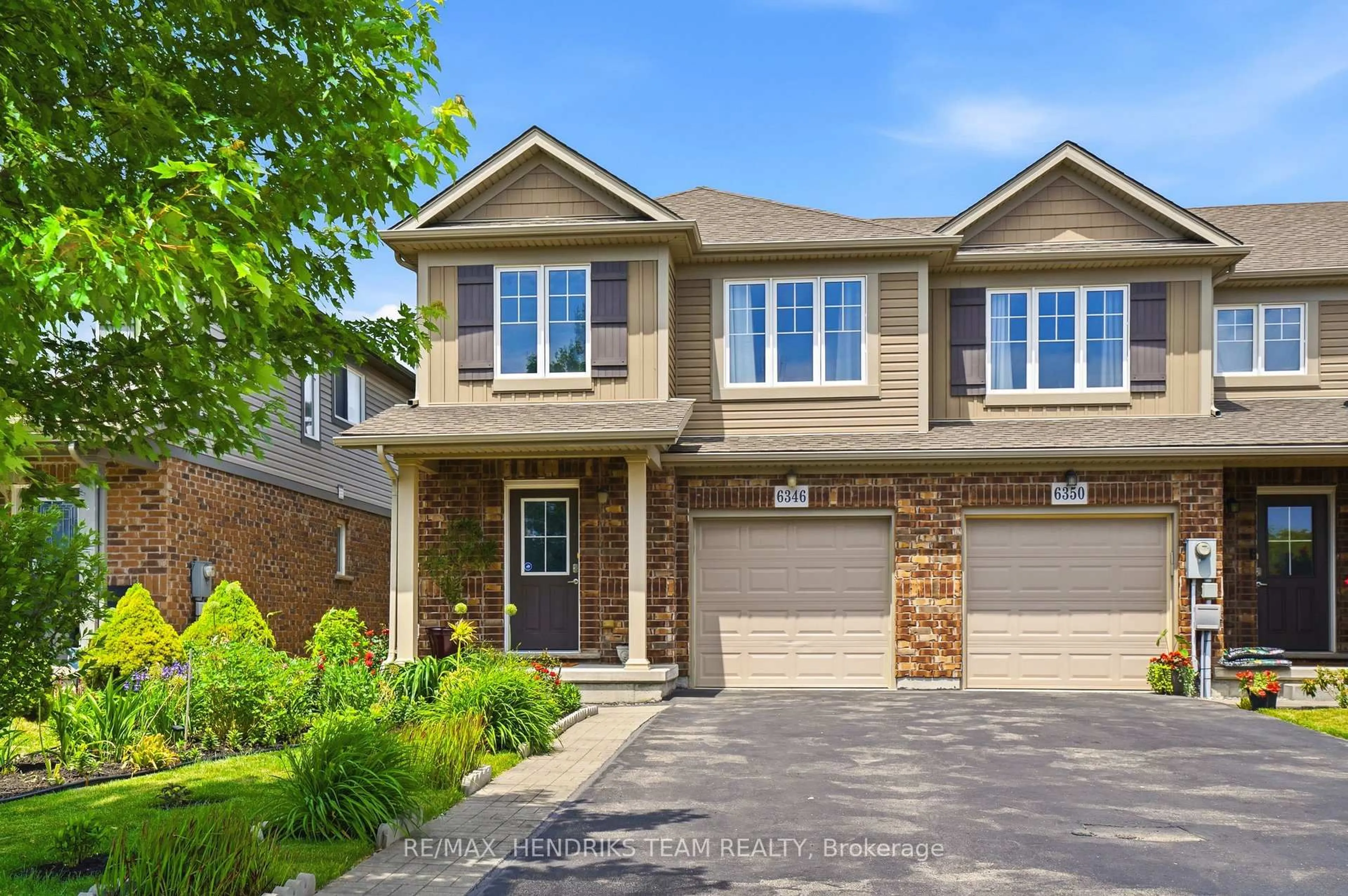 Home with brick exterior material, street for 6346 Shapton Cres, Niagara Falls Ontario L2H 0L9