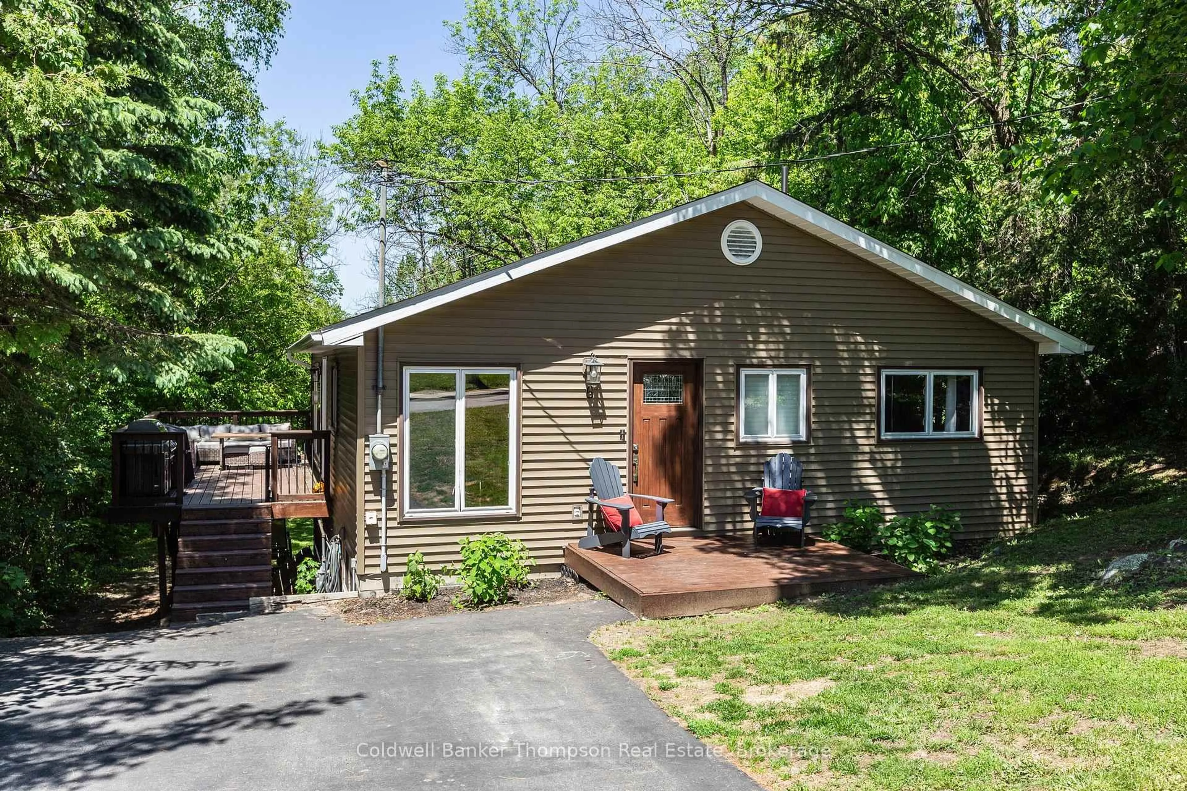 Unknown for 6 Johanna St, Huntsville Ontario P1H 1V5