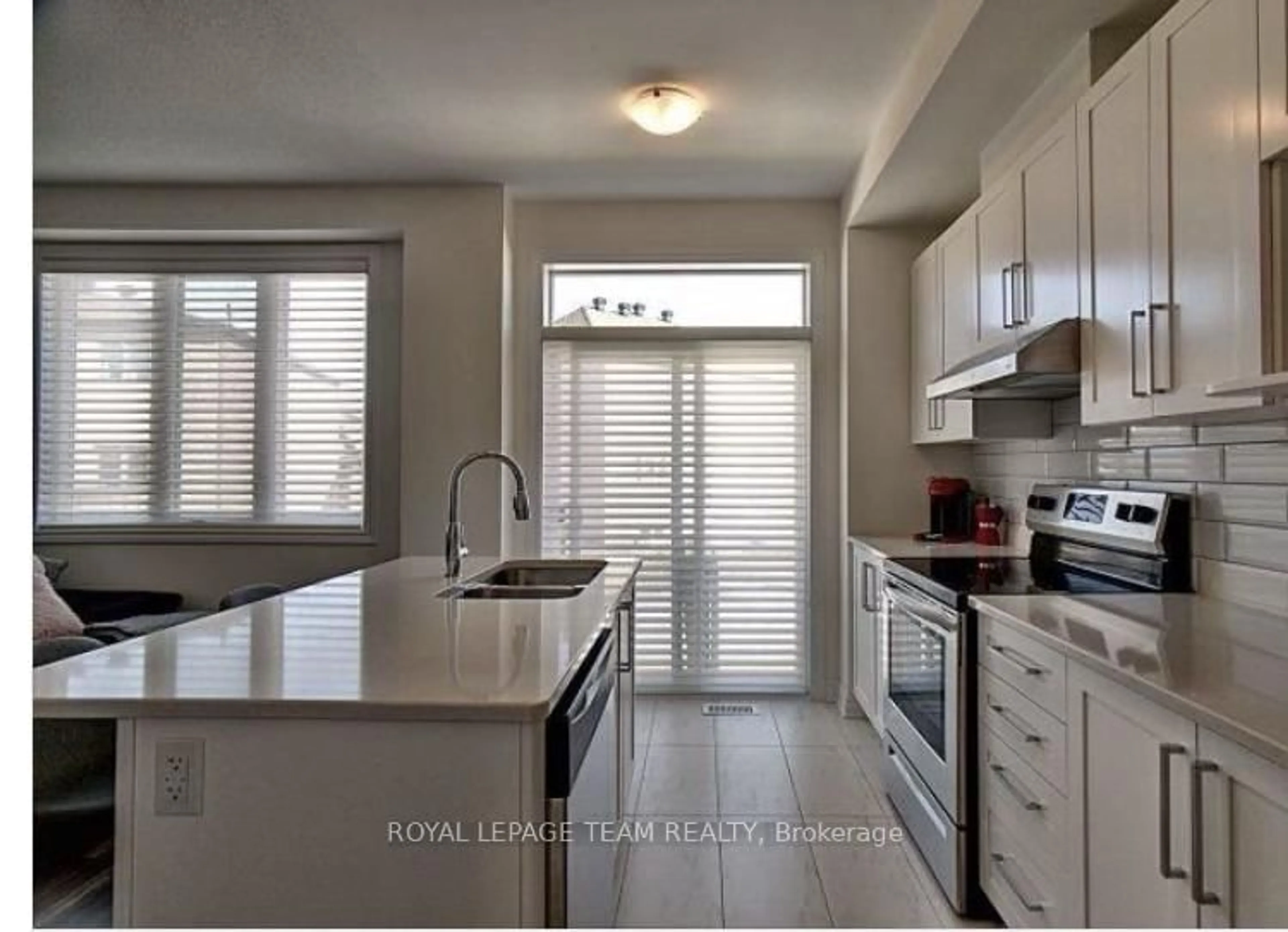 Open concept kitchen, unknown for 195 Kimpton Dr, Ottawa Ontario K2S 2H9
