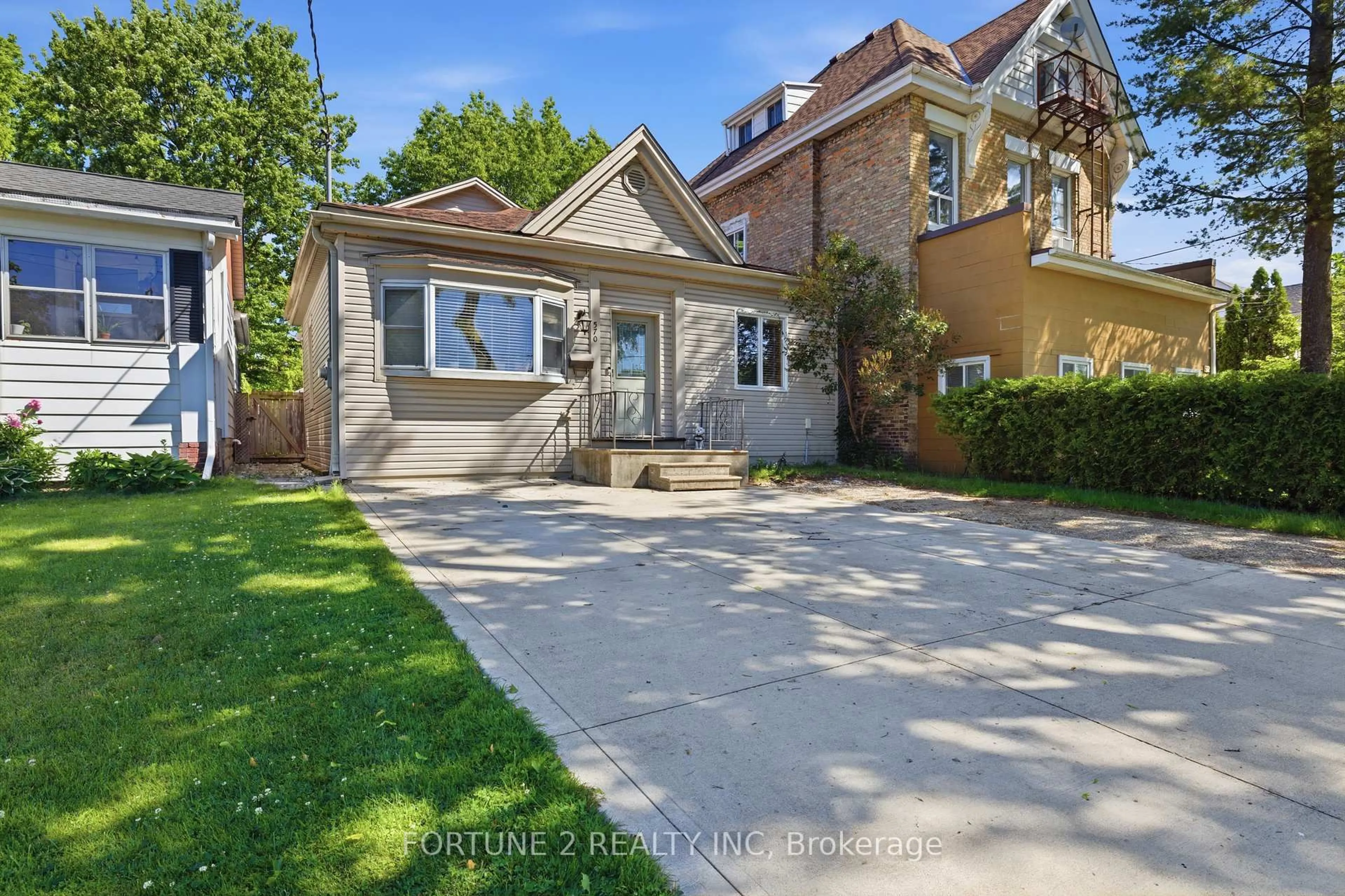 Home with brick exterior material, street for 570 Pall Mall St, London East Ontario N5Y 2Z7