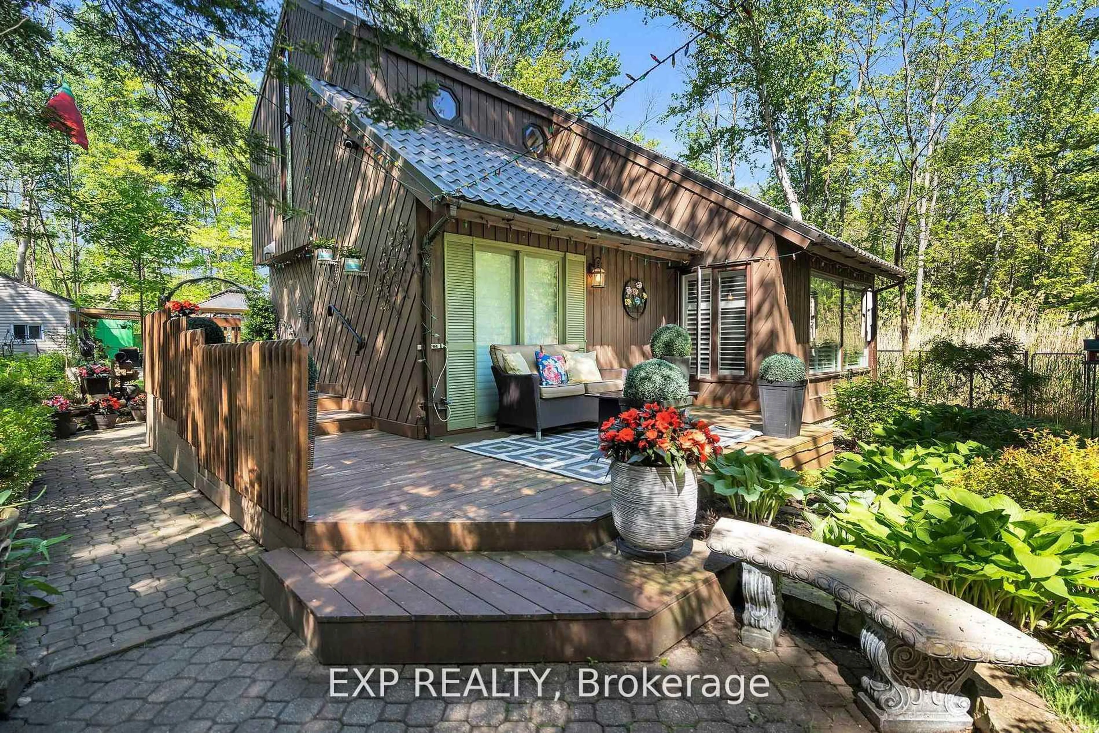 A pic from outside/outdoor area/front of a property/back of a property/a pic from drone, water/lake/river/ocean view for 180 Brophy's Lane, Blue Mountains Ontario L9Y 0K5