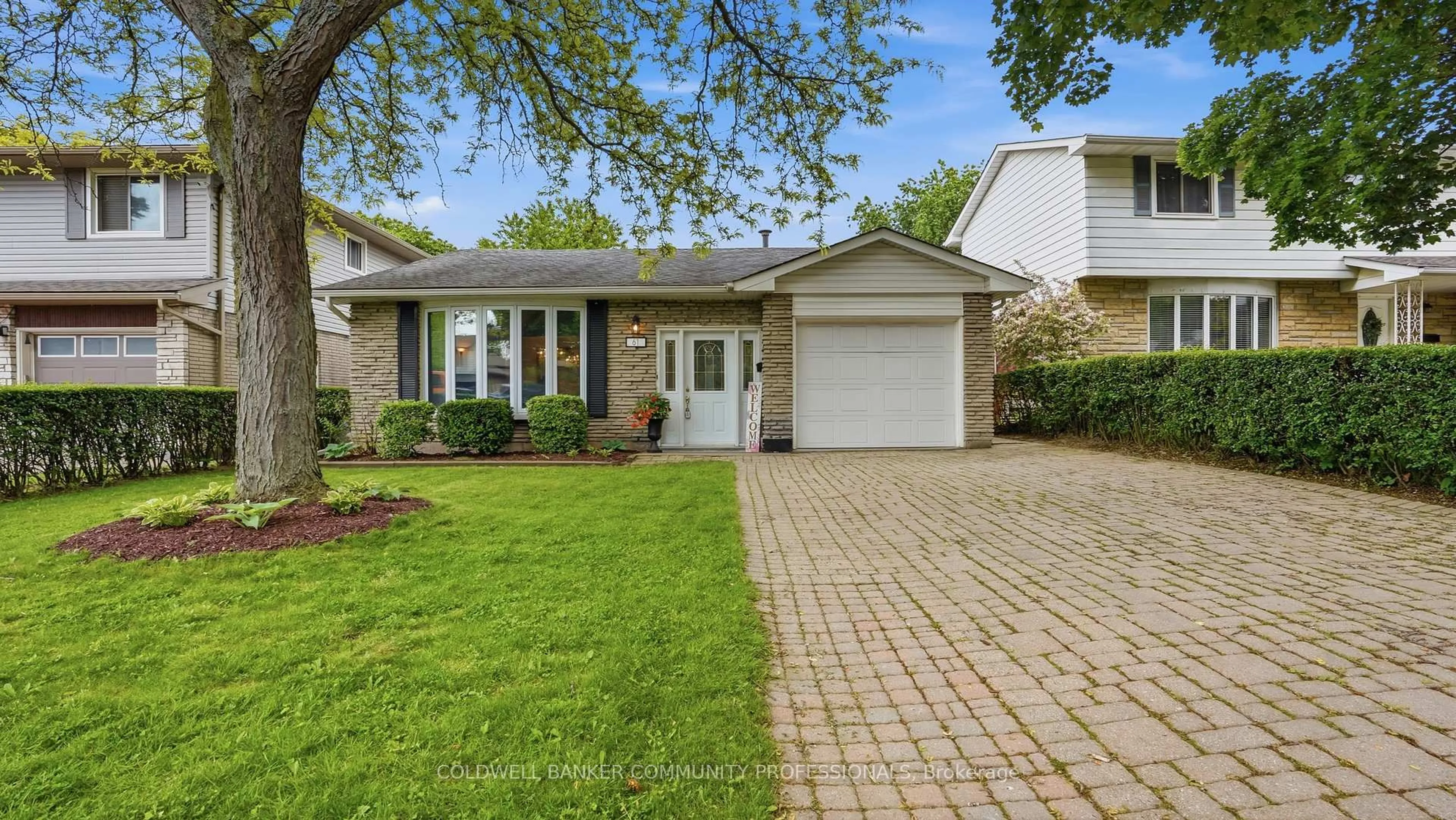 Home with brick exterior material, street for 61 San Pedro Dr, Hamilton Ontario L9C 2C4