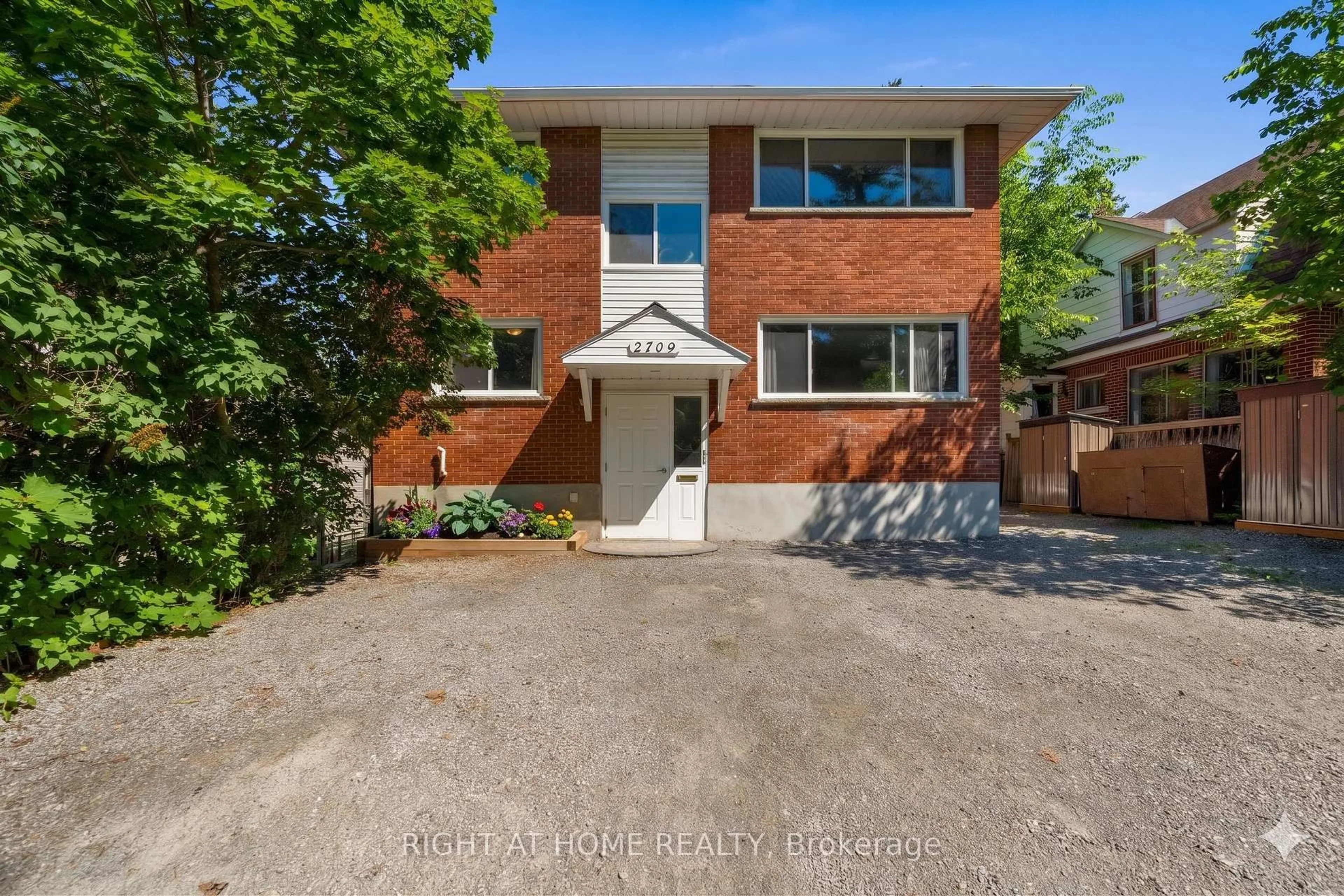Home with brick exterior material, street for 2709 DON St, Ottawa Ontario K2B 6Y4
