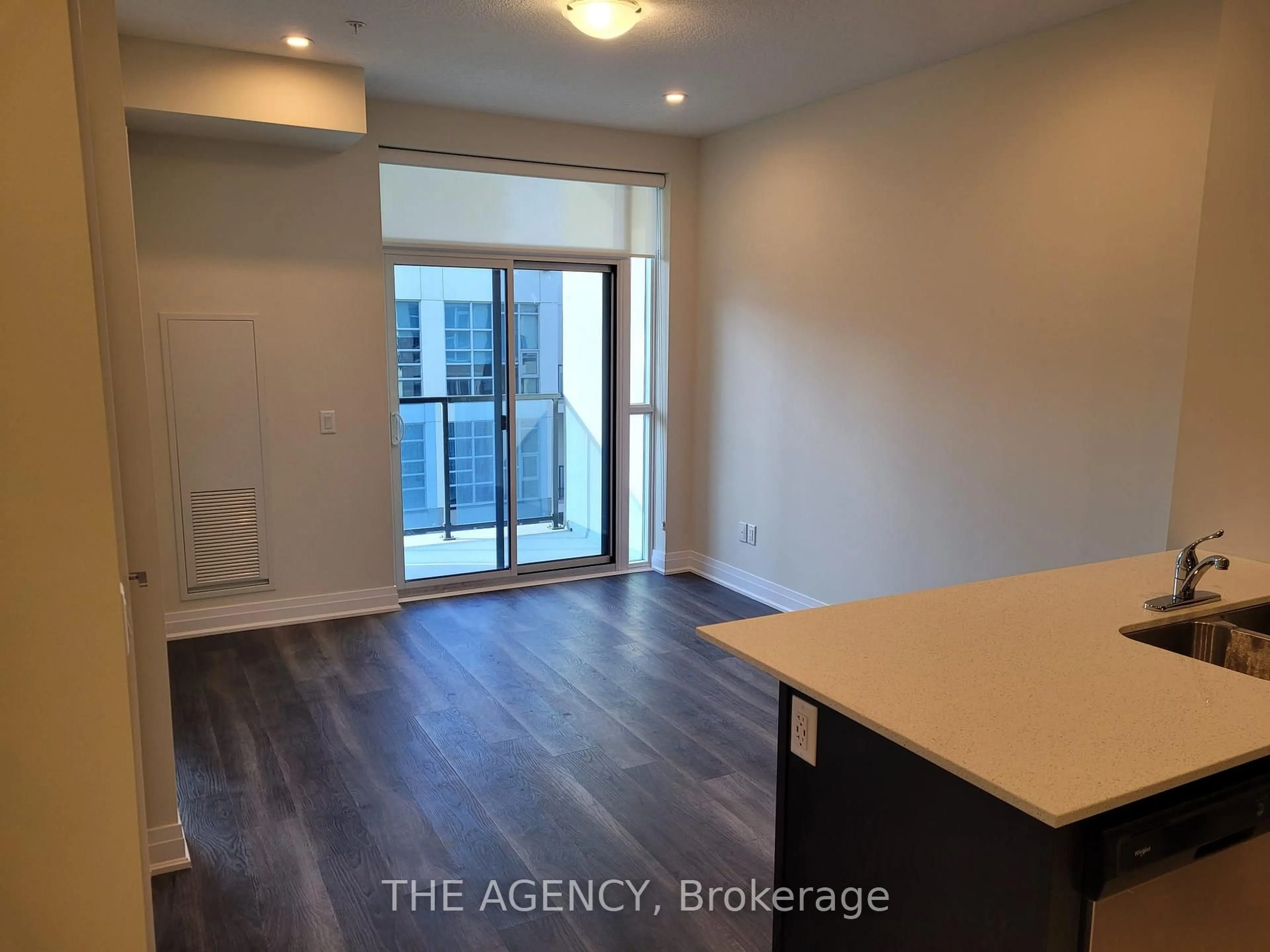 A pic of a room for 16 Concord Pl #533, Grimsby Ontario L3M 0J1