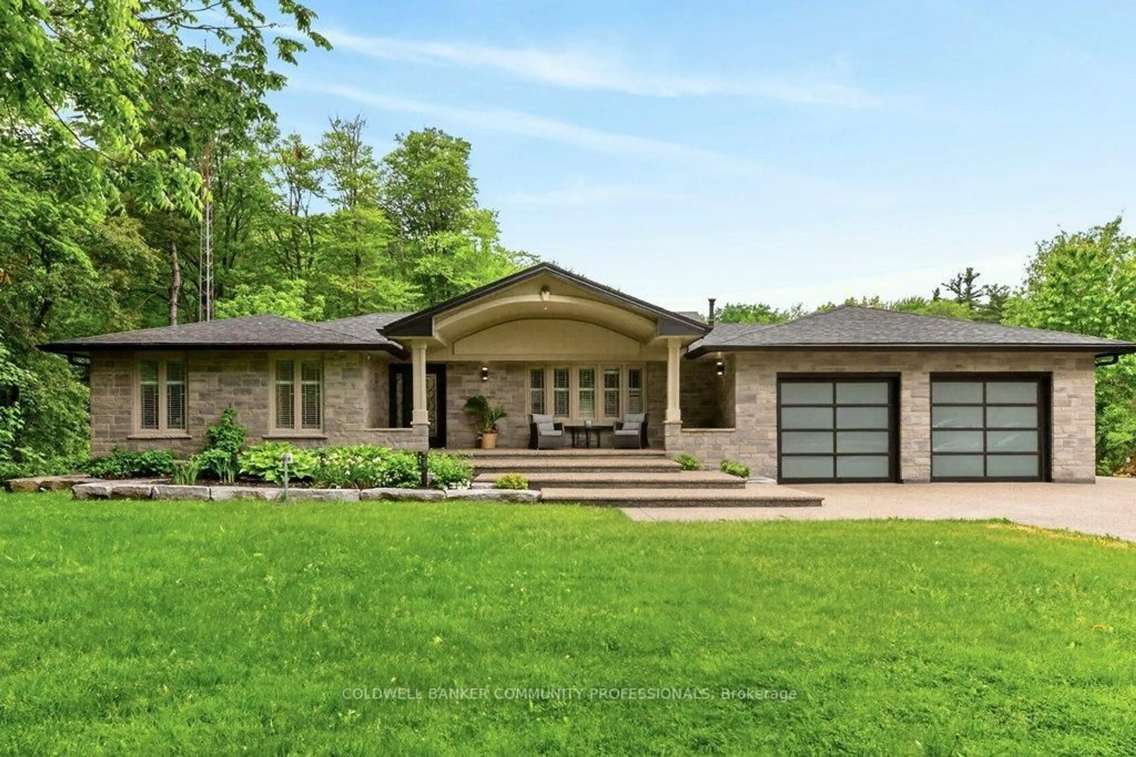 Home with brick exterior material, unknown for 478 Glancaster Rd, Hamilton Ontario L0R 1W0