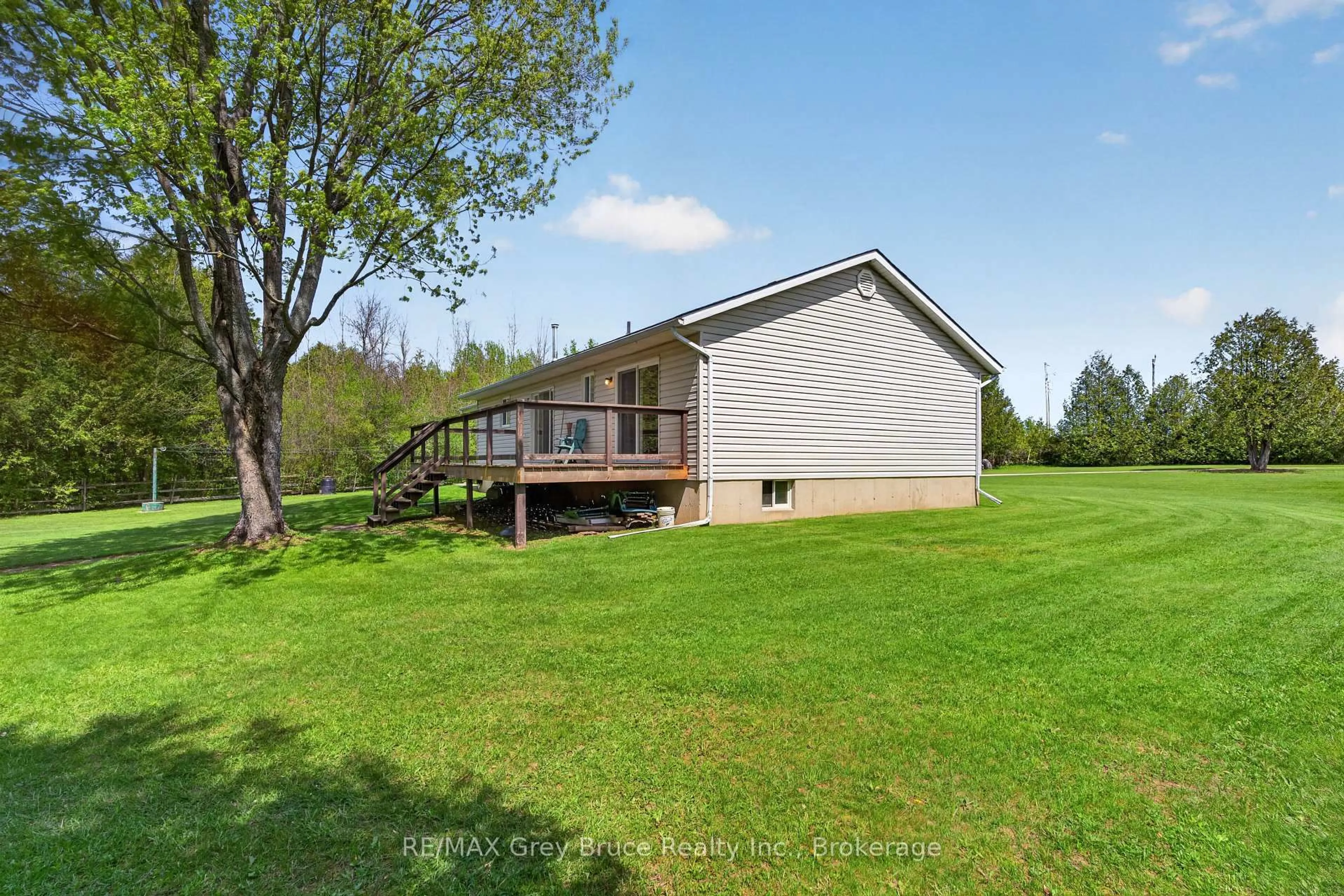 Unknown for 259106 Sarawak Keppel Townline, Georgian Bluffs Ontario N0H 1S0
