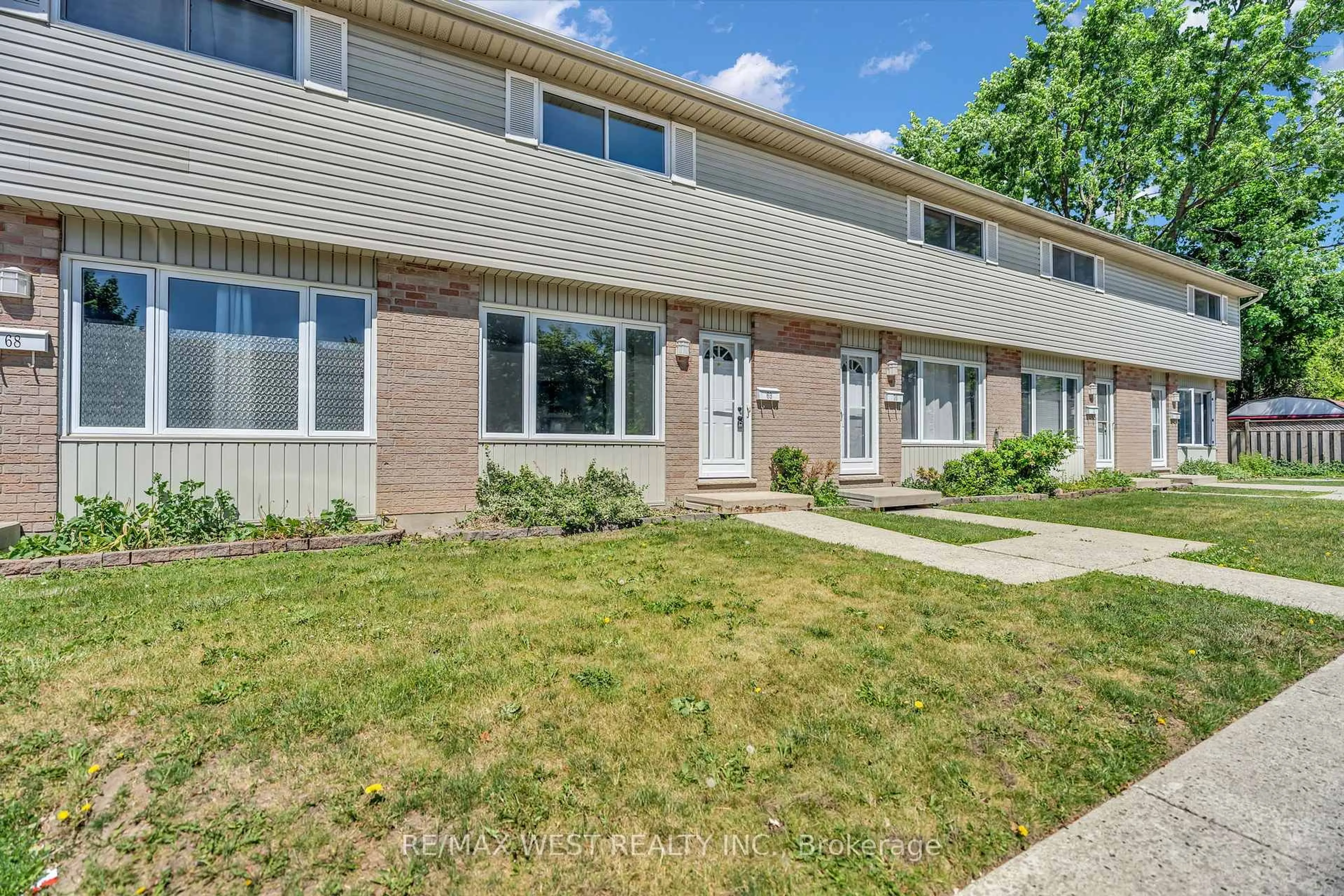 Unknown for 1095 Jalna Blvd #69, London South Ontario N6E 2Y7