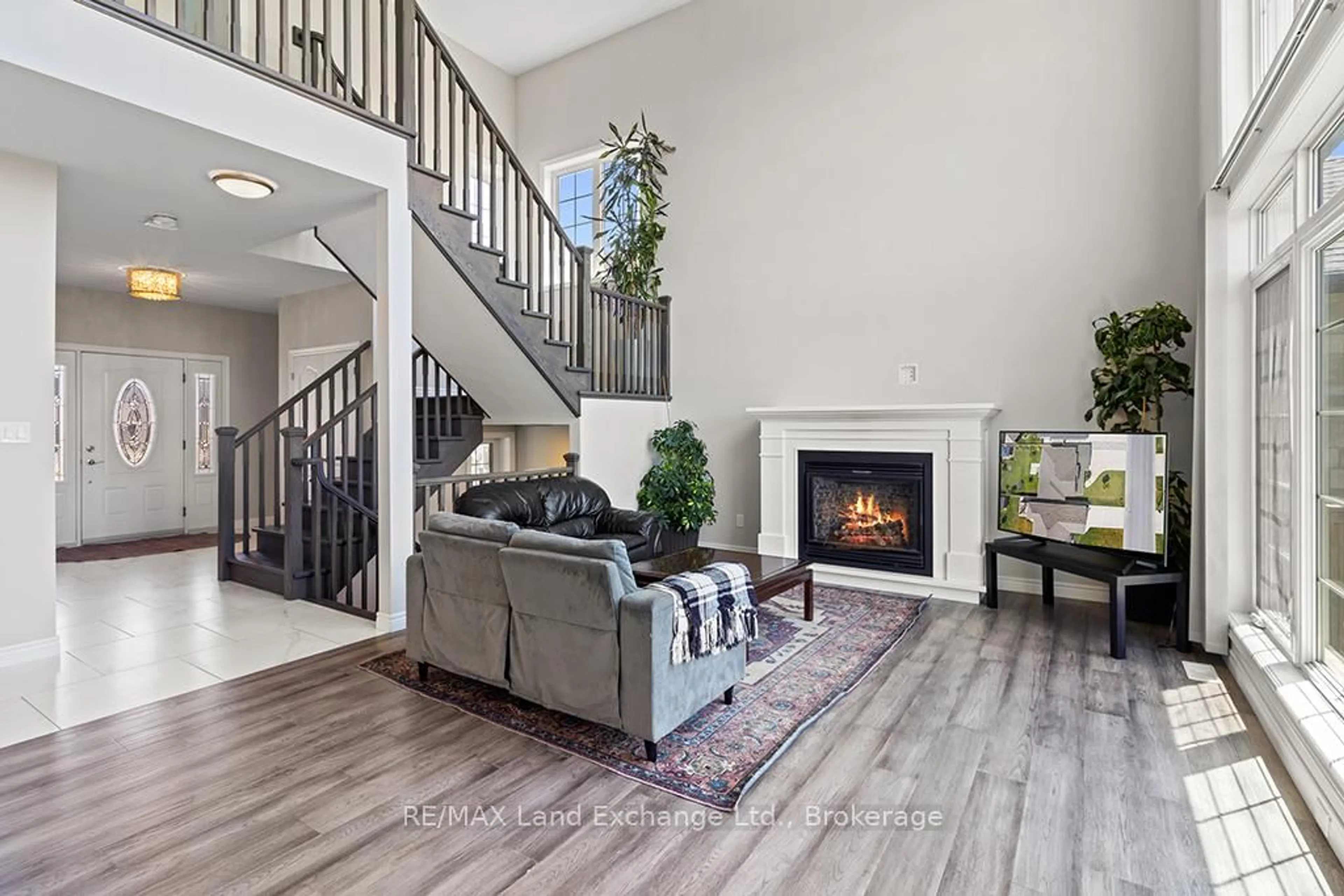 Living room with furniture, unknown for 360 Devonshire Rd, Saugeen Shores Ontario N0H 2C3