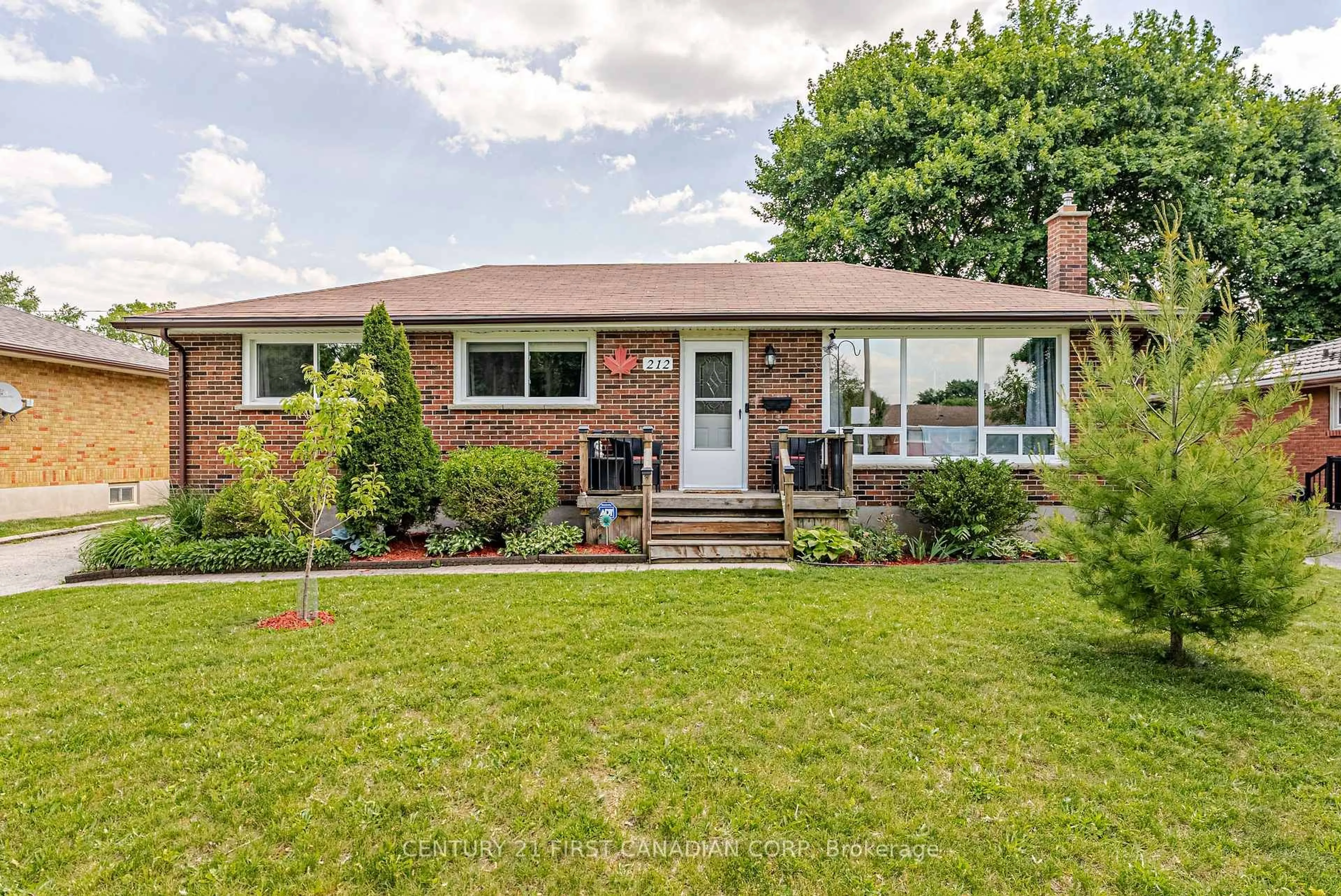 Home with brick exterior material, street for 212 King Edward Ave, London South Ontario N5Z 3T7