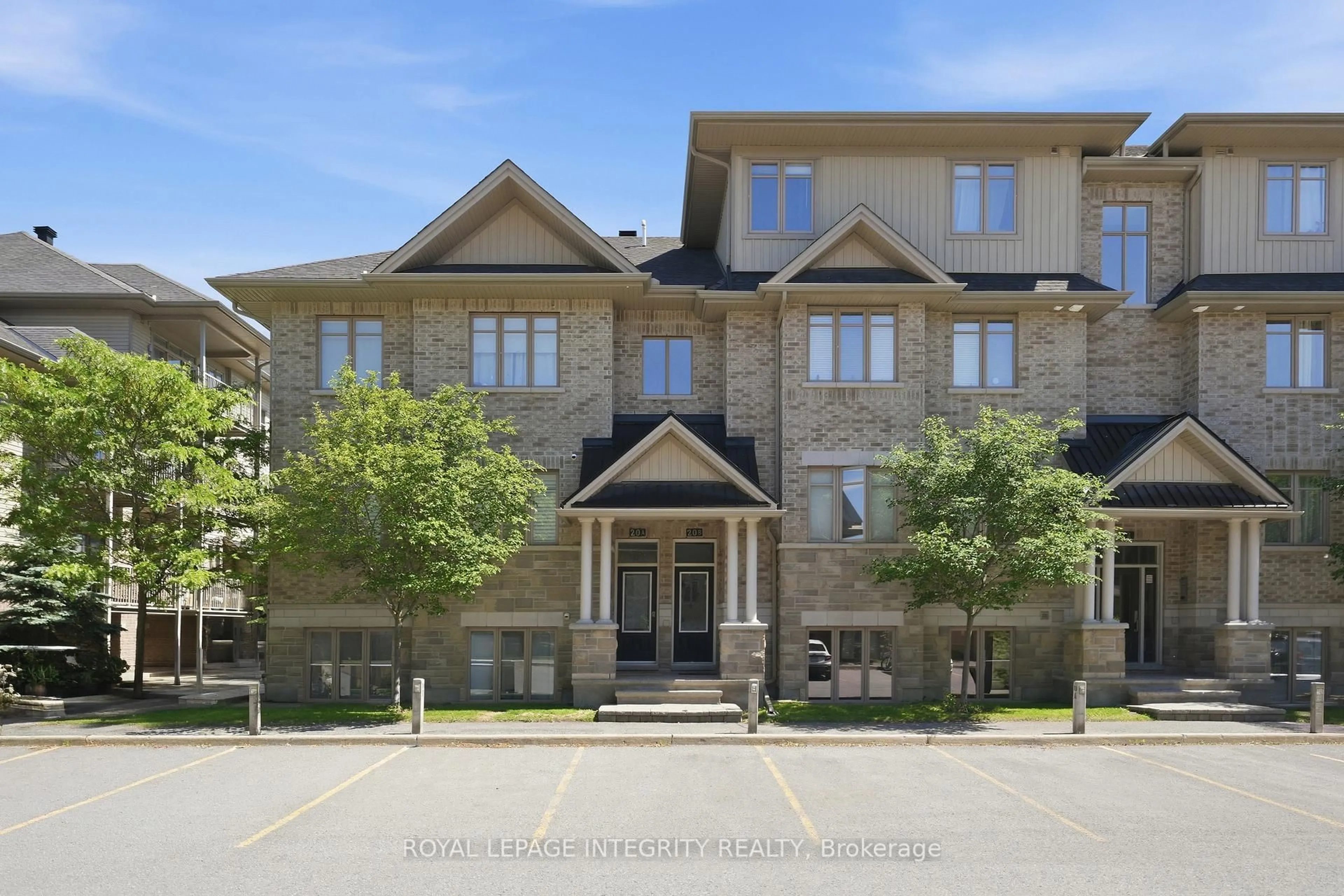 Unknown for 20 Tadley Private #A, Ottawa Ontario K2J 2T3