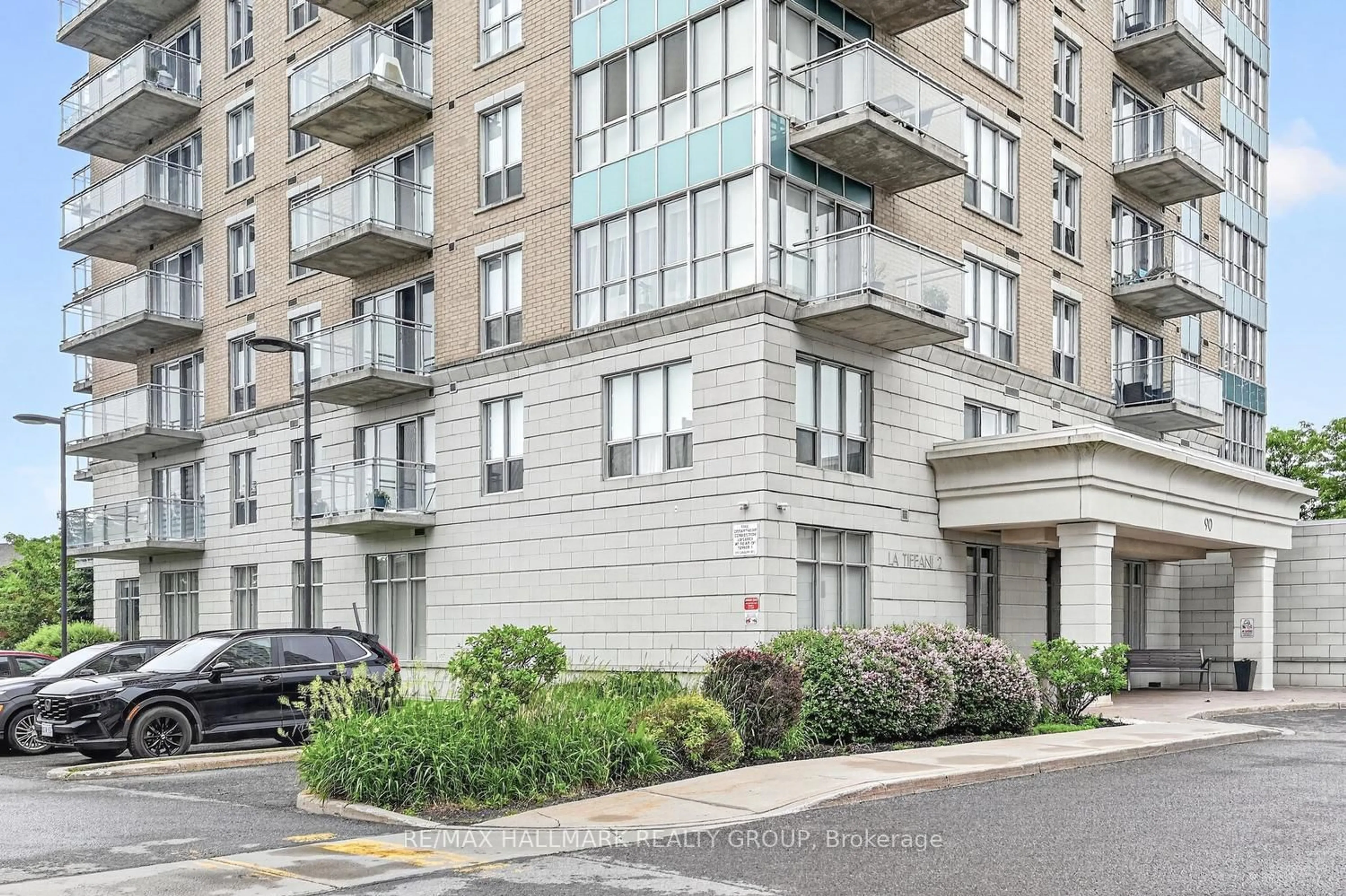 Unknown for 90 Landry St #1107, Ottawa Ontario K1L 0A9