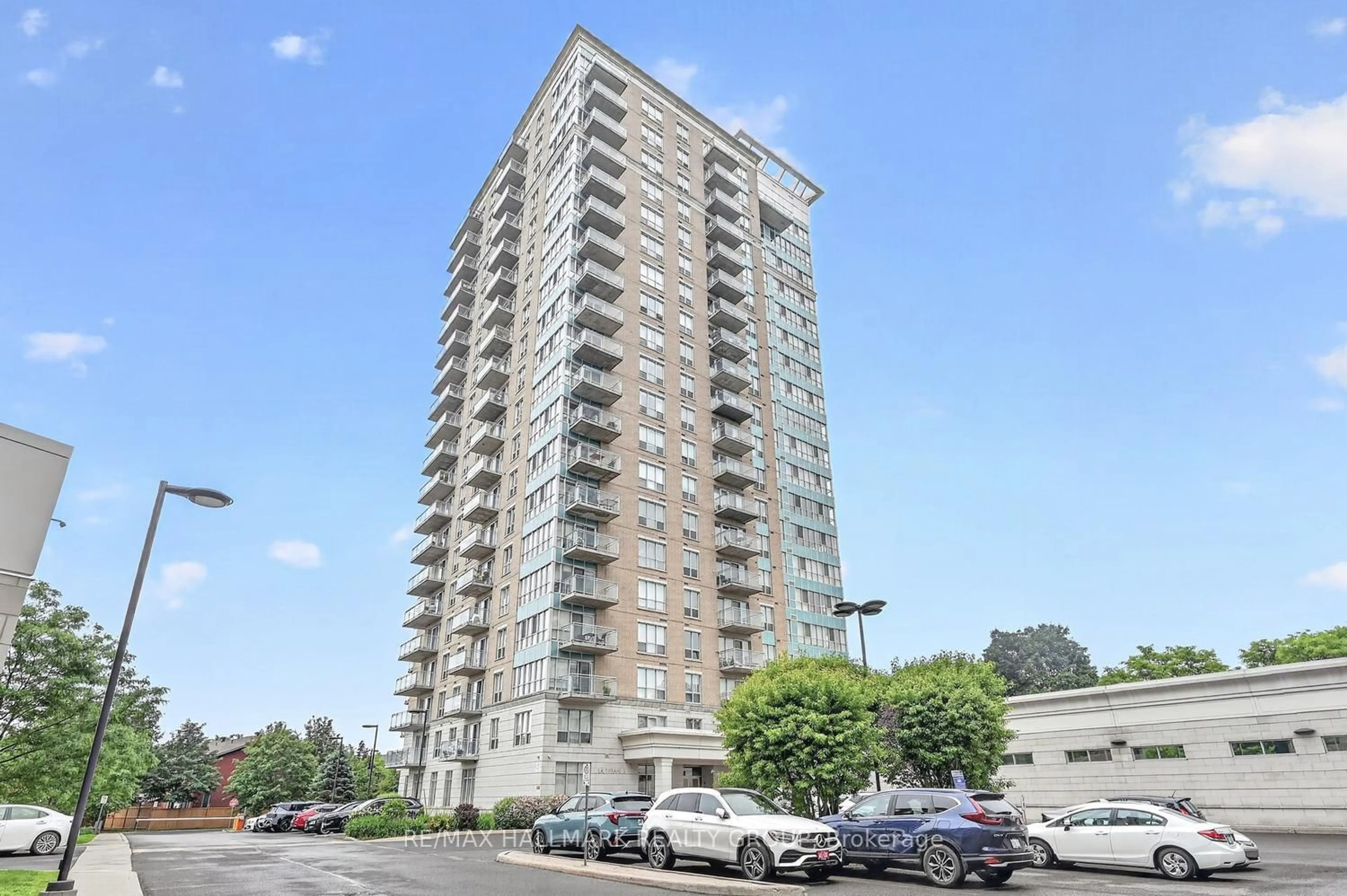 Unknown for 90 Landry St #1107, Ottawa Ontario K1L 0A9