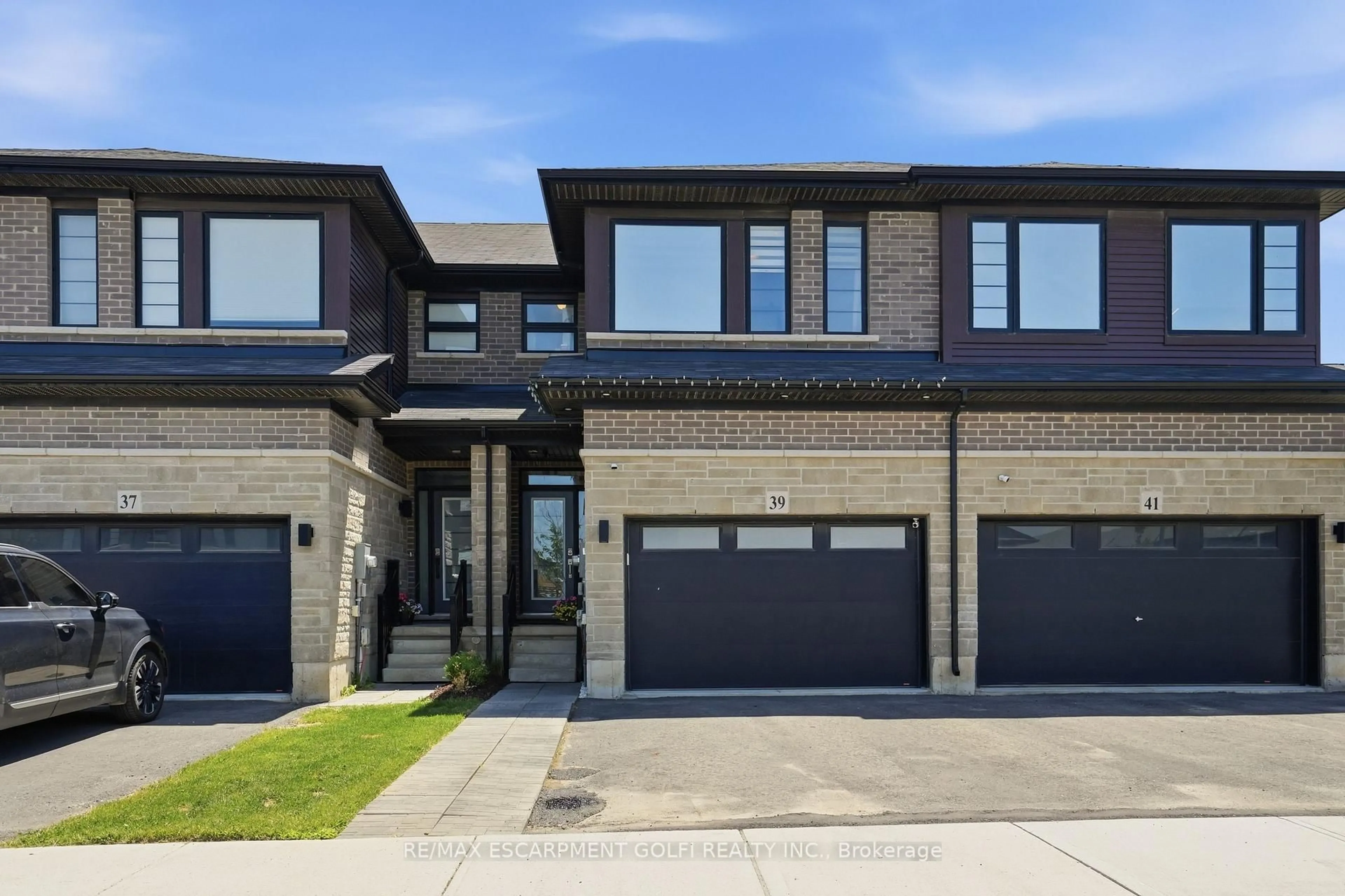 Home with brick exterior material, street for 39 BELLHOUSE Ave, Brantford Ontario N3T 0T7